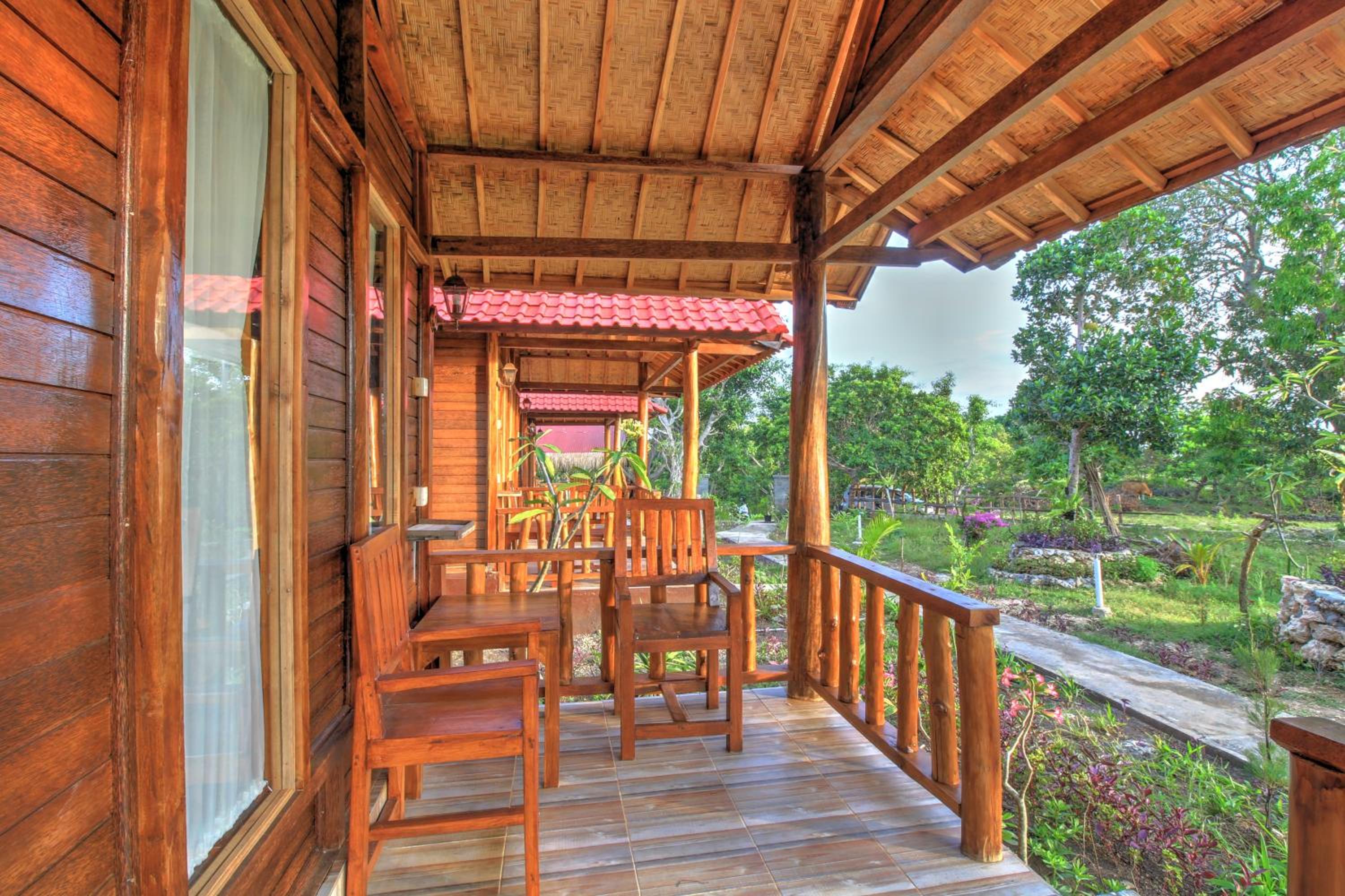 Ayu Hill Bungalows