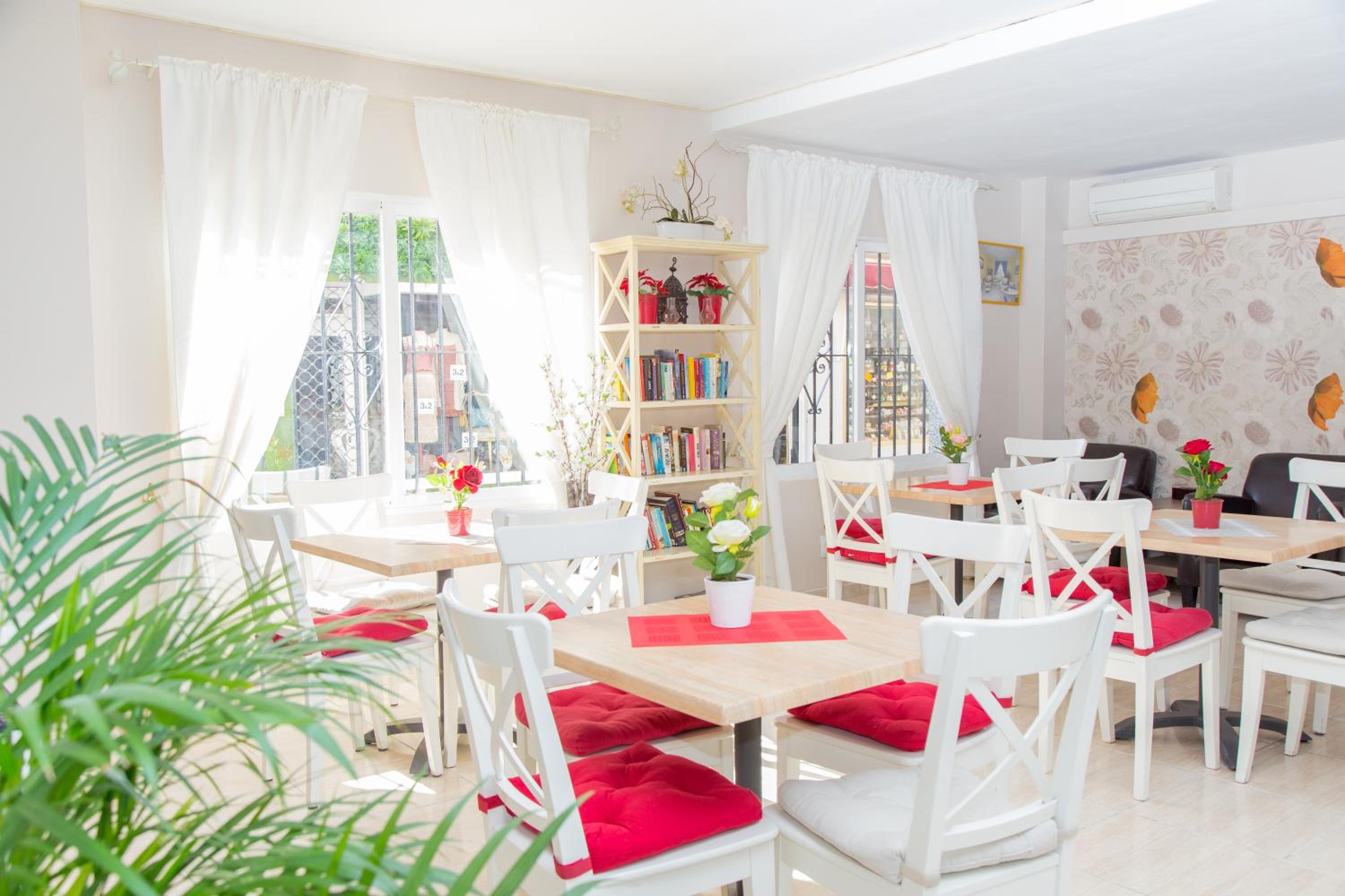 Hotel Marbella - Image 1