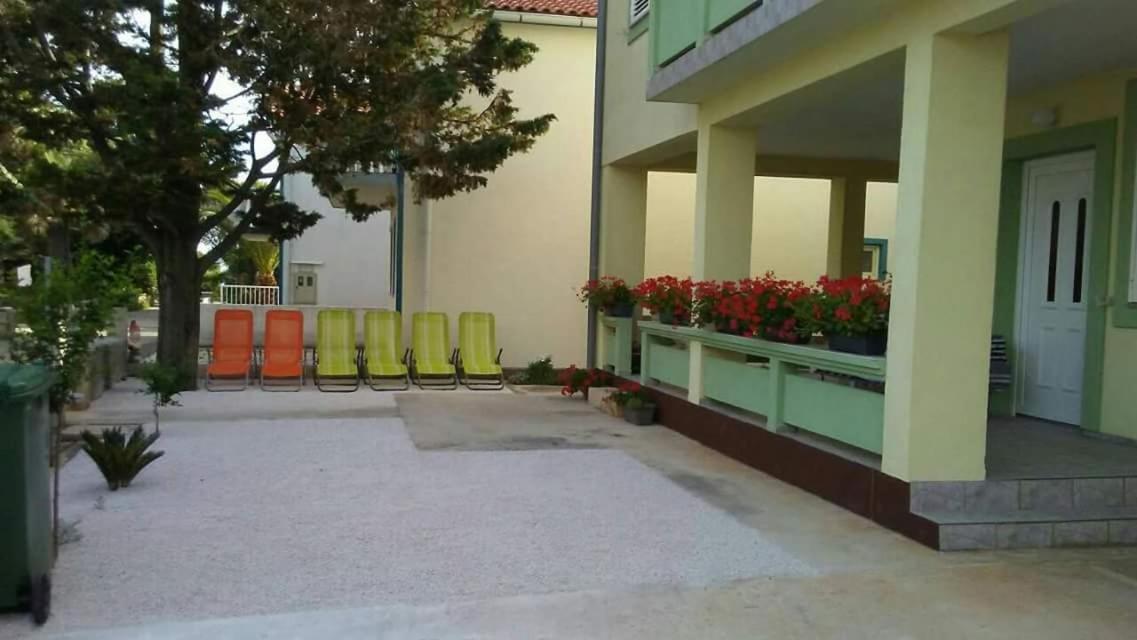Apartmani Ana Vir view 2
