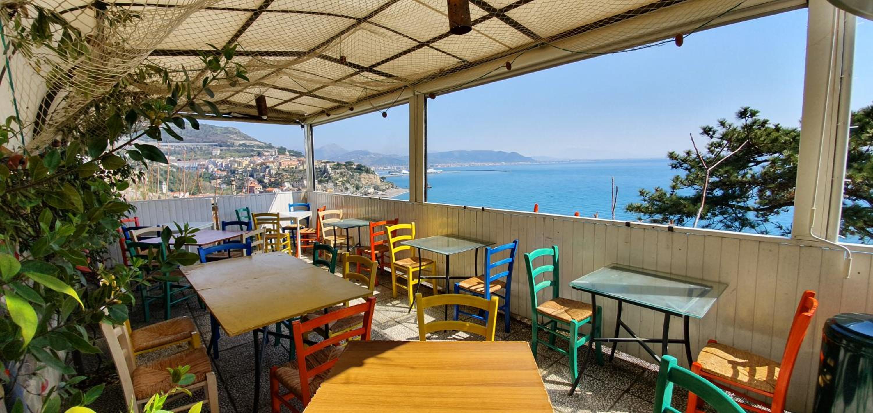B&B FISH view 5