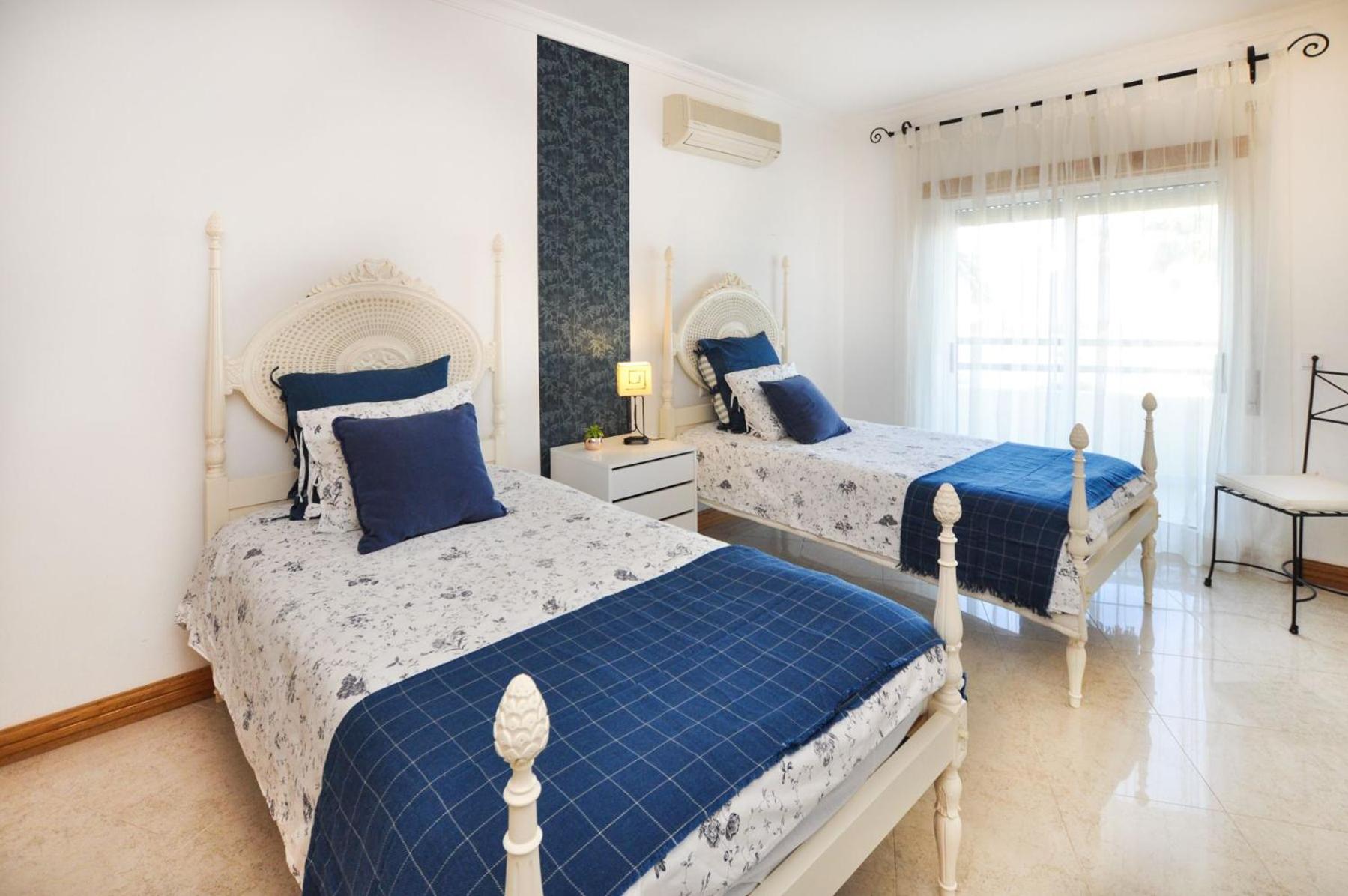 Galé Mar by OCvillas view 5