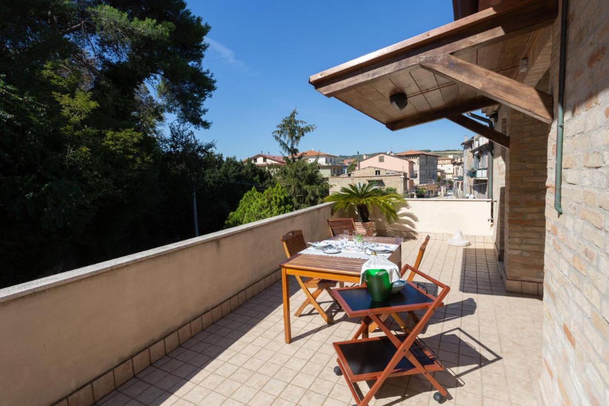 Appartamento con terrazza sul mare photo 1