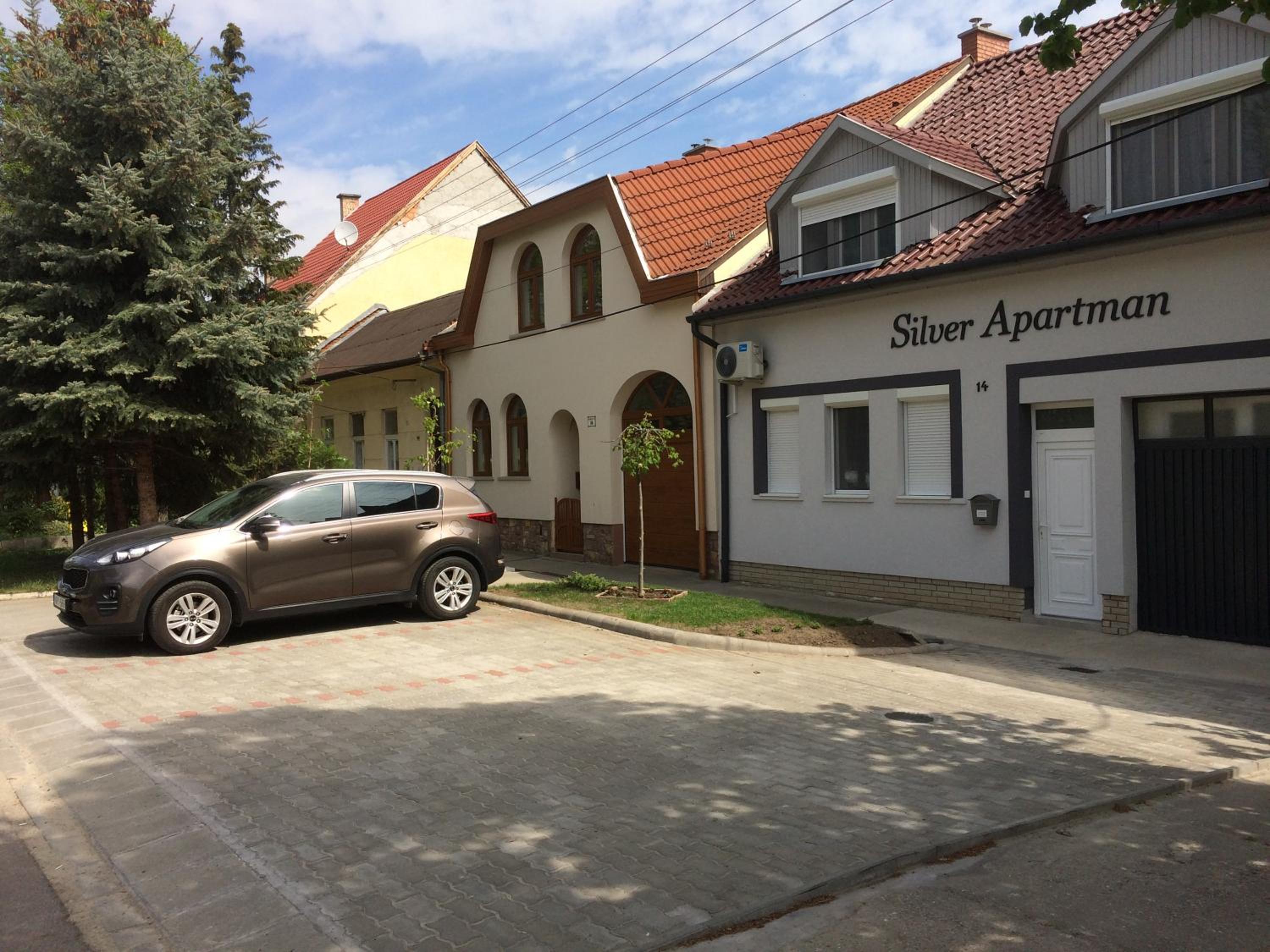 Silver Apartman view 3