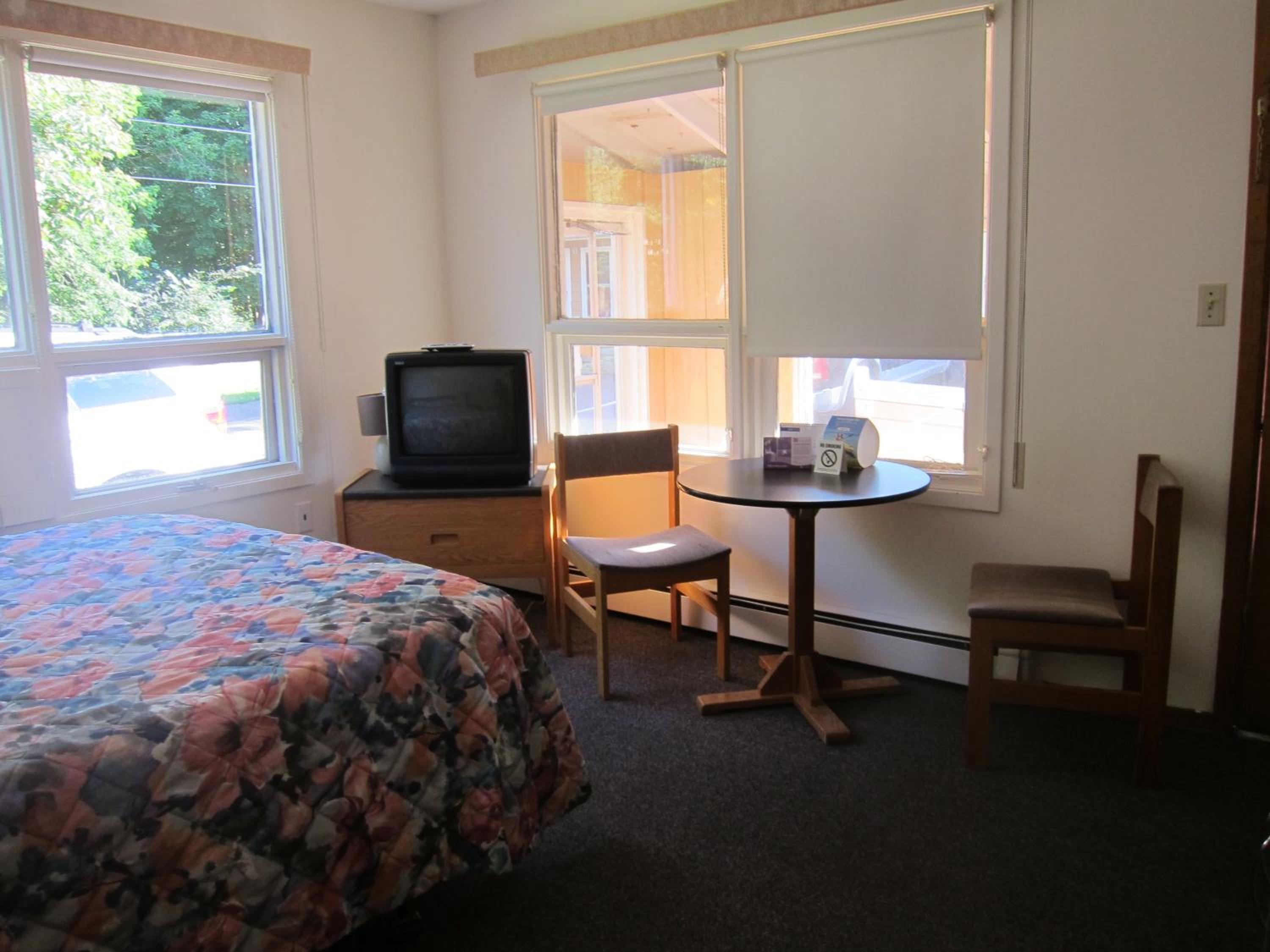 Summerside Vacations - Shine Motel - Property Image 5