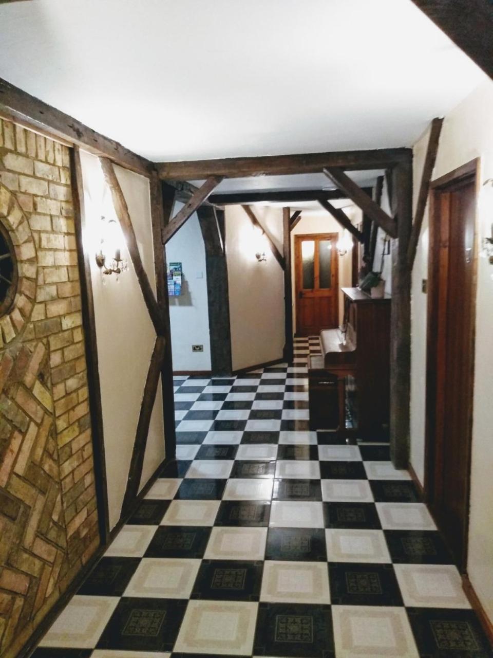 Highfields Holidays bed & breakfast view 3