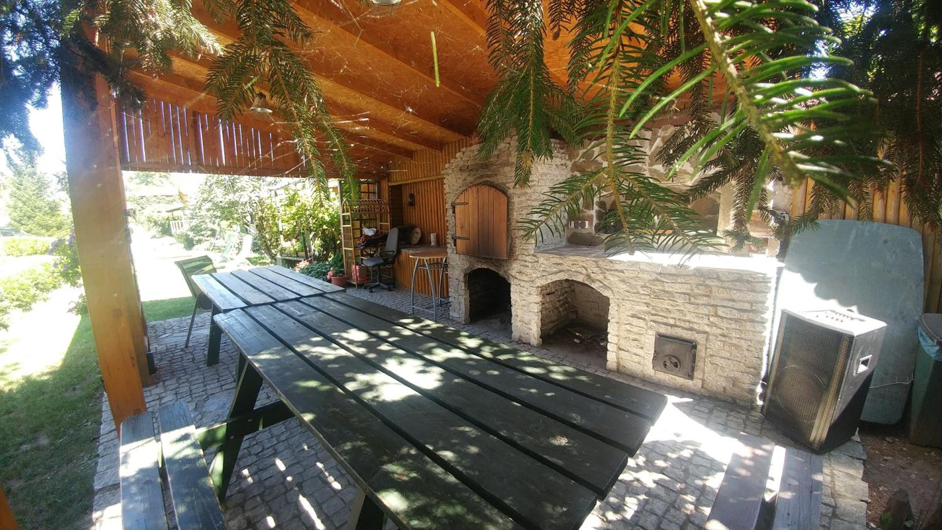 Photo 19