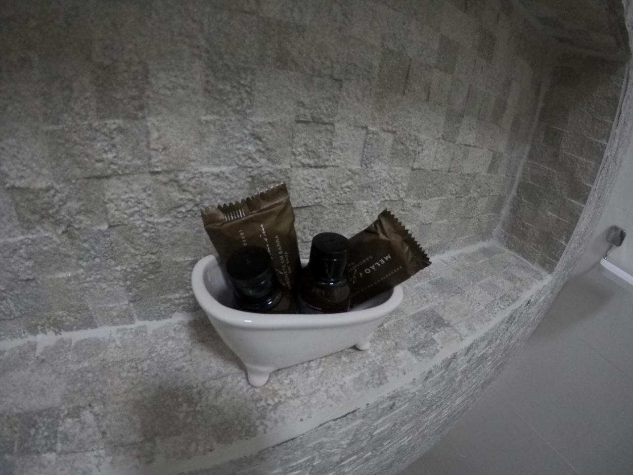 Photo 33