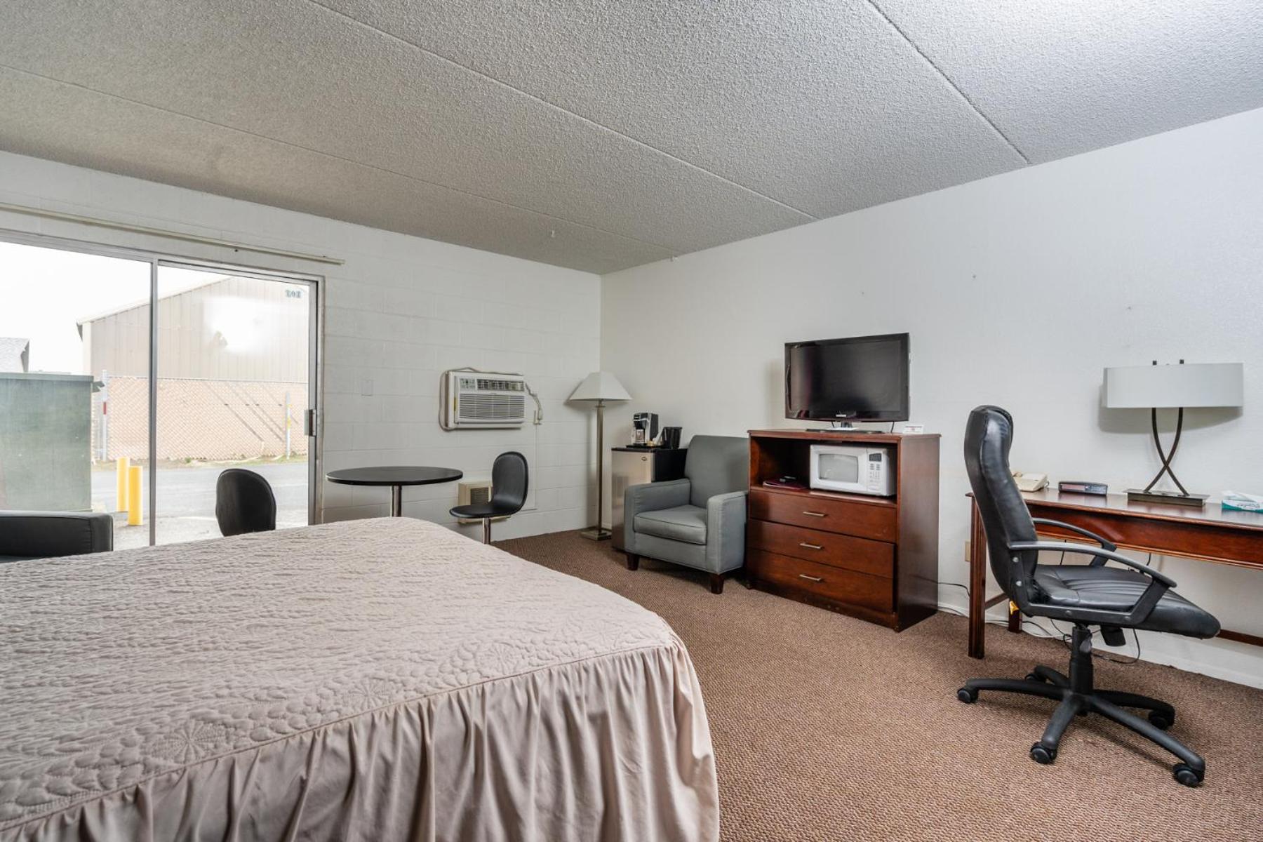 M&M Motel