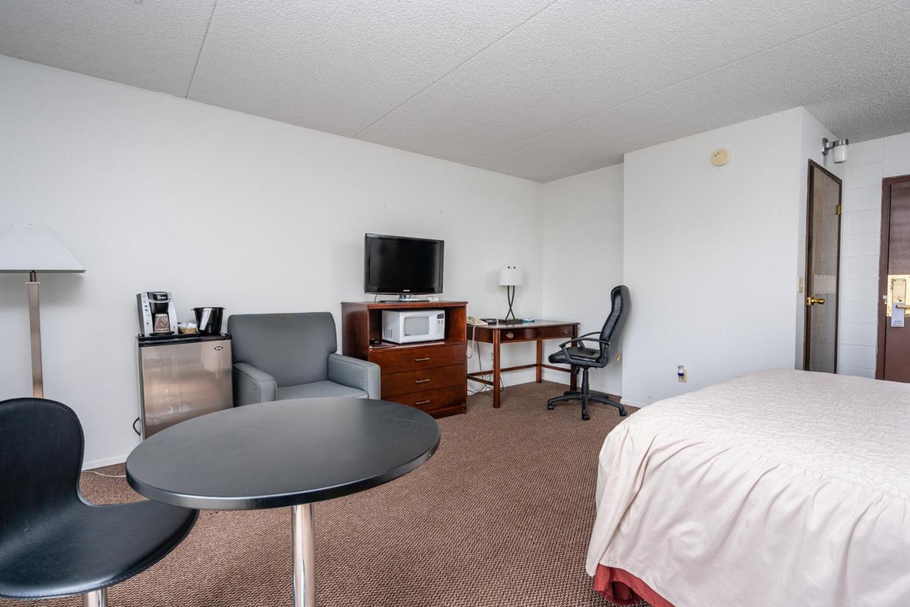 M&M Motel
