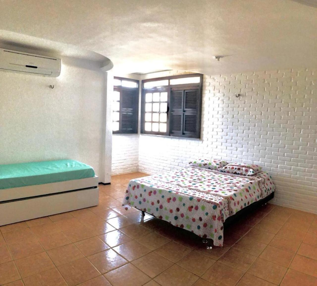 Mansão Memphis 10 Suítes a 150 metros do Mar e Beach Park