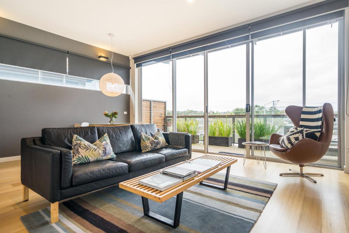 Aquabelle Apartments