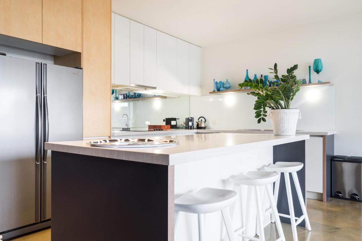 Aquabelle Apartments
