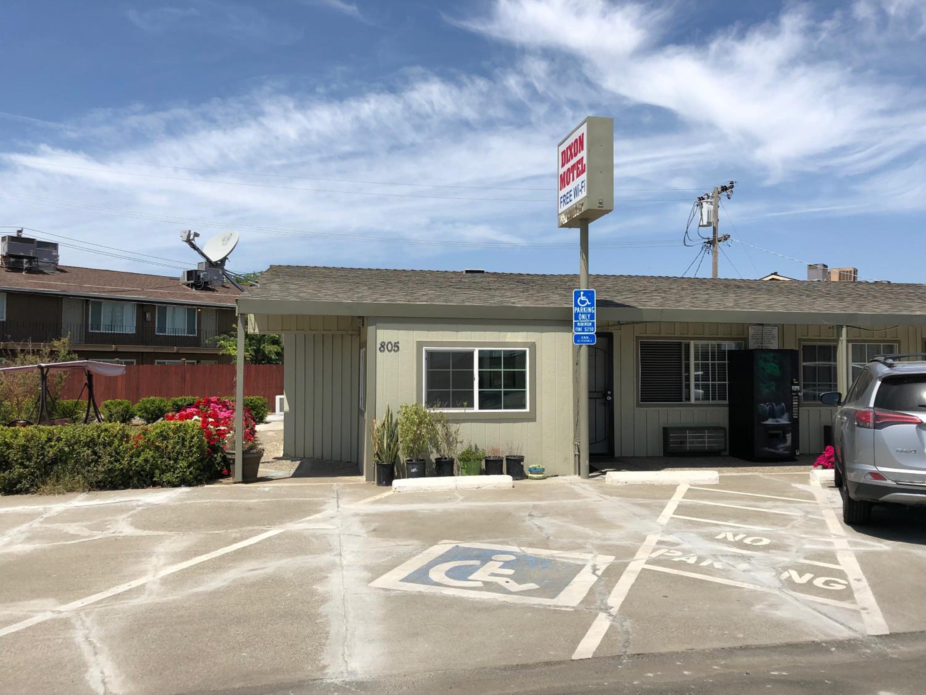 Dixon Motel view 5