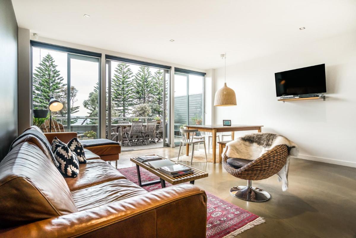 Aquabelle Apartments