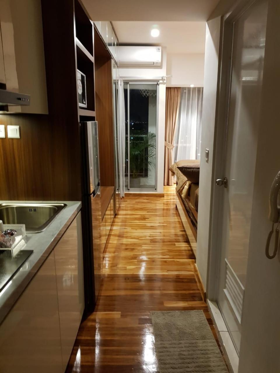 M-Town Residence Gading Serpong by J`s Luxury Apartment view 4