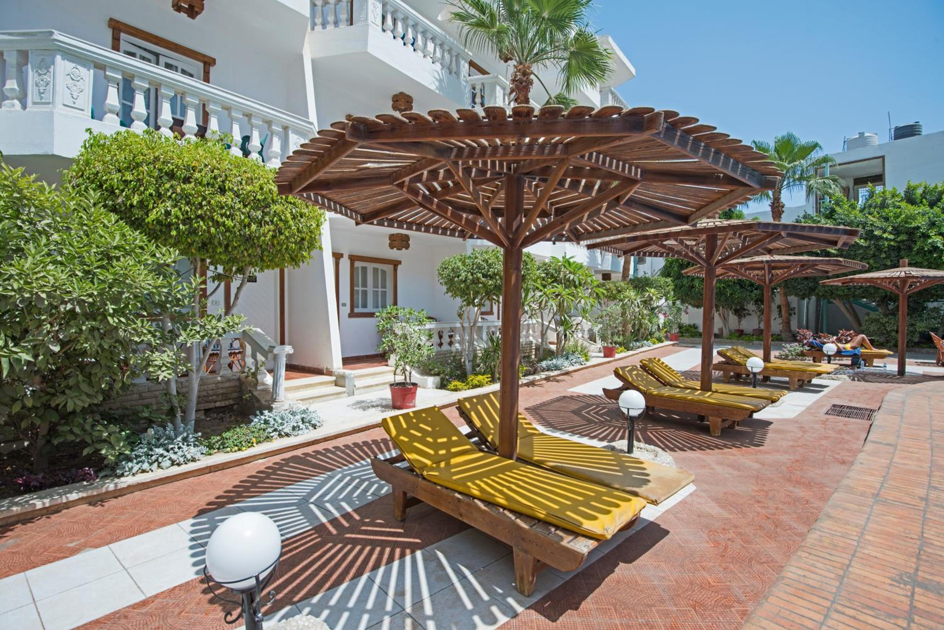 Zak Inn Residence