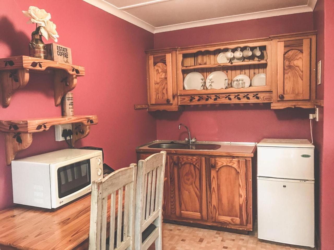 Biggy Best Boutique Hotel & Self Catering Cottages