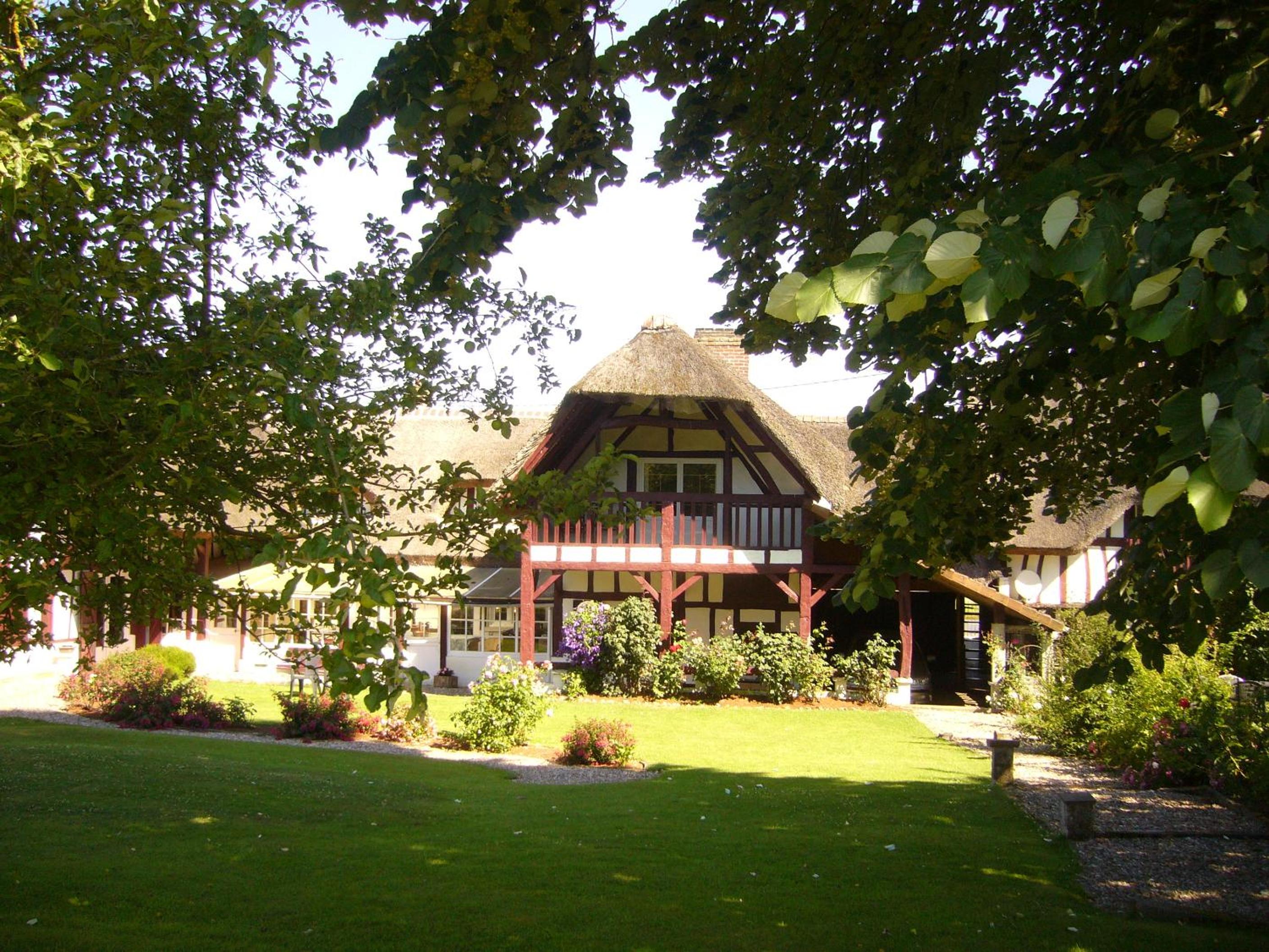 Manoir de la Vente de Rouville view 2