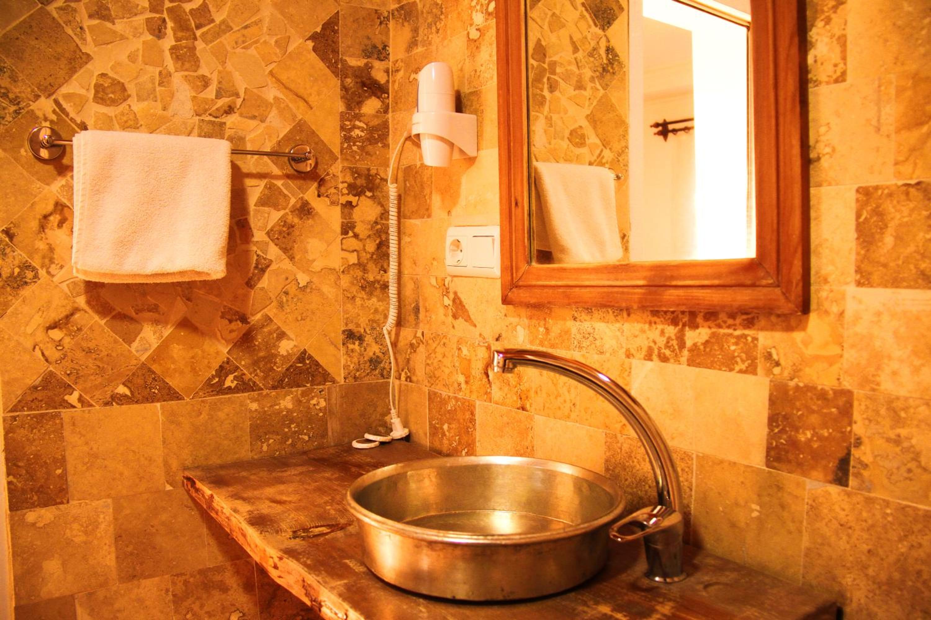 Kufe Hotel - Image 47