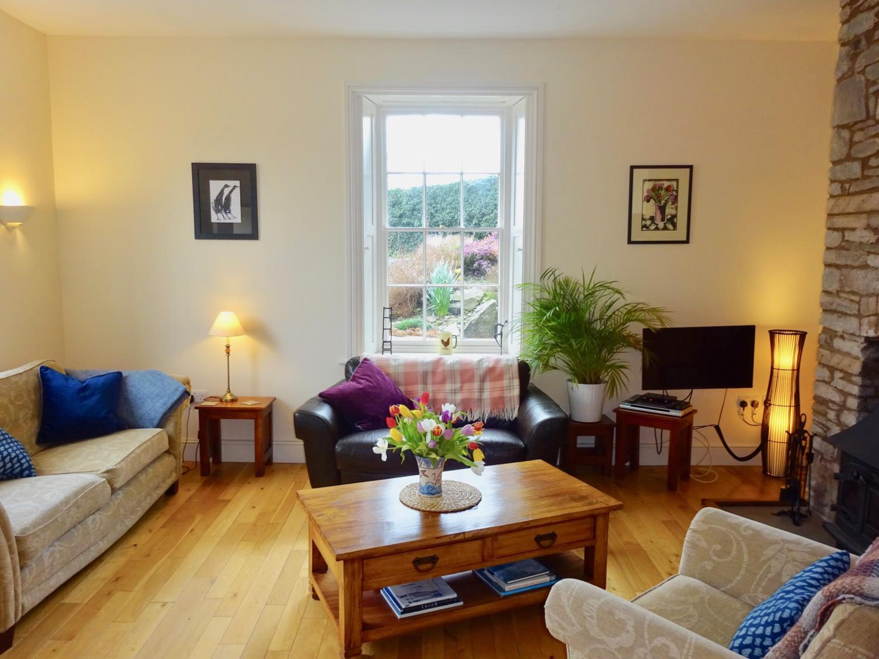 Glanhenwye Courtyard Cottages view 4