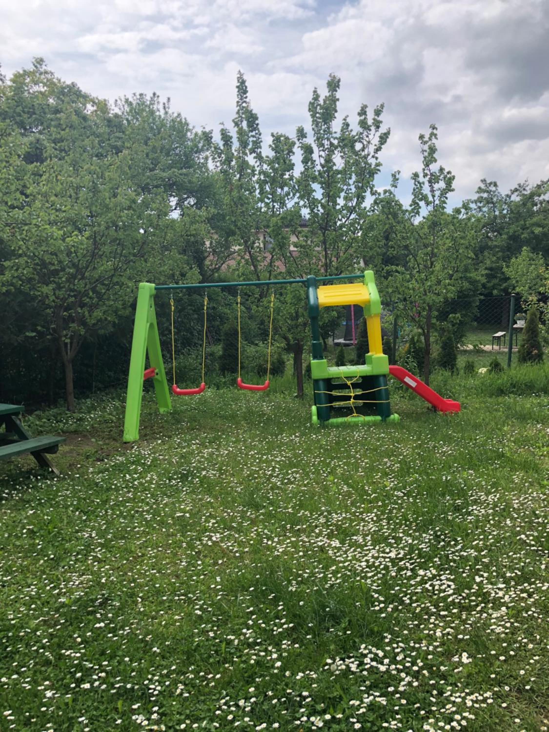 Photo 33