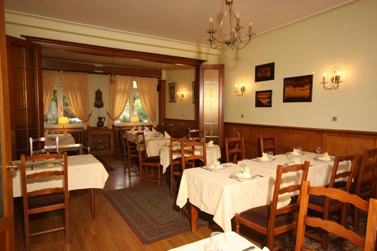 restaurant