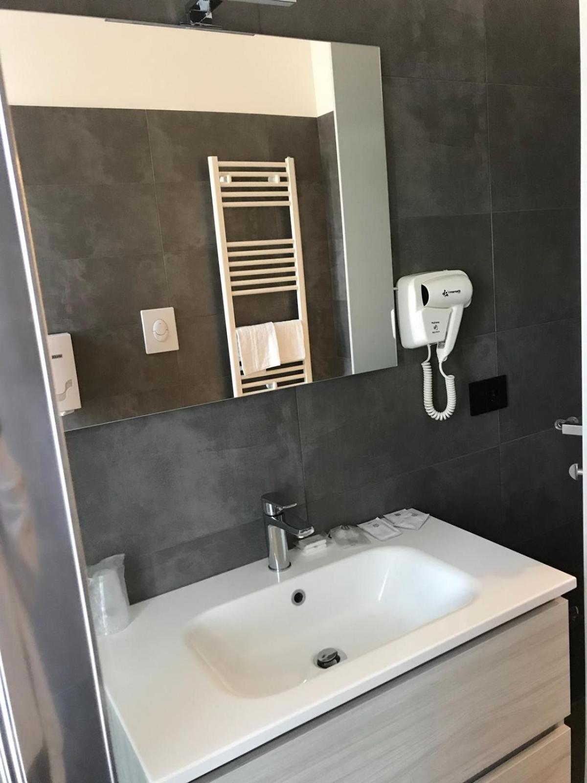 ROMA ROOMS