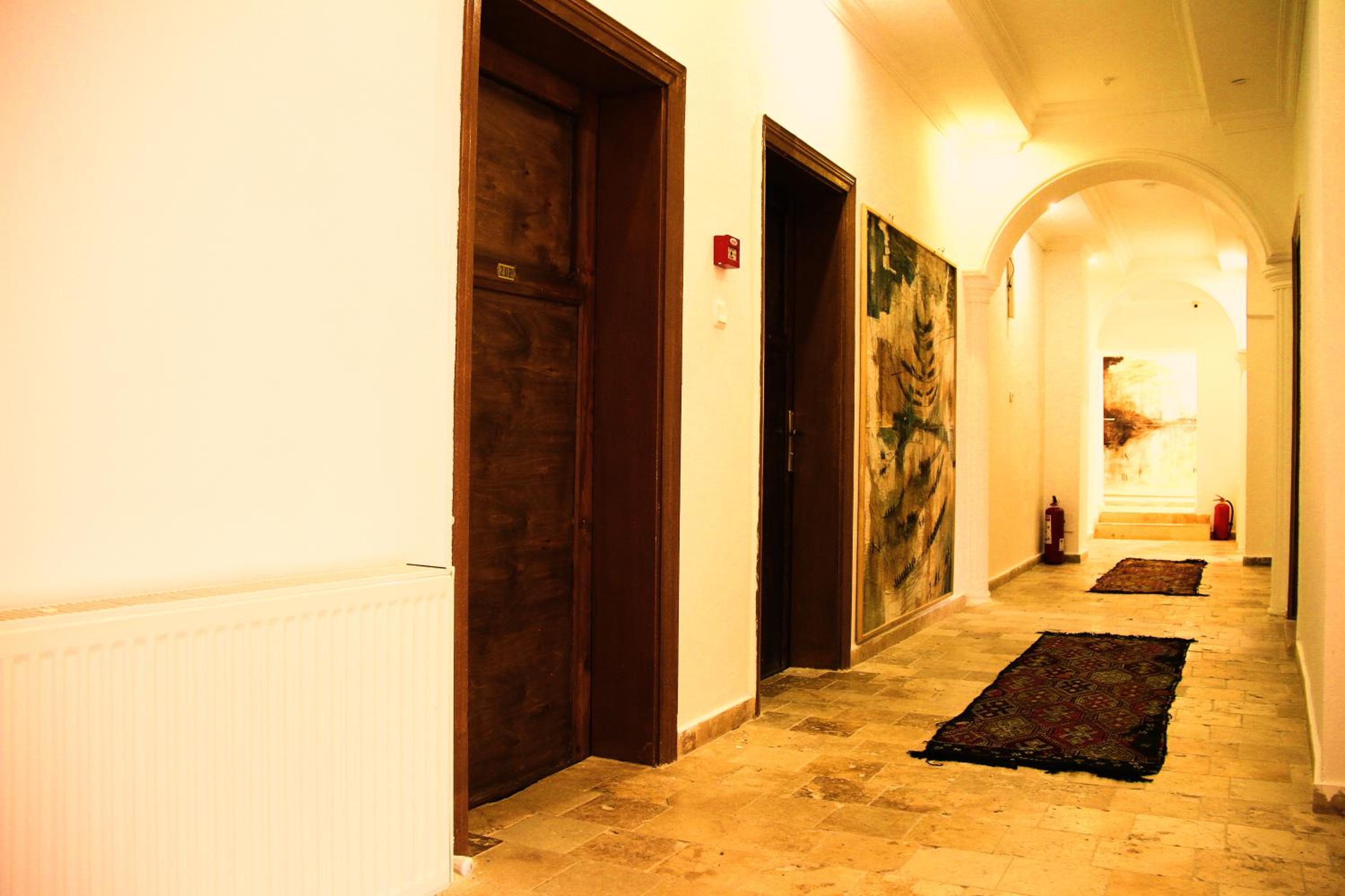 Kufe Hotel - Image 50