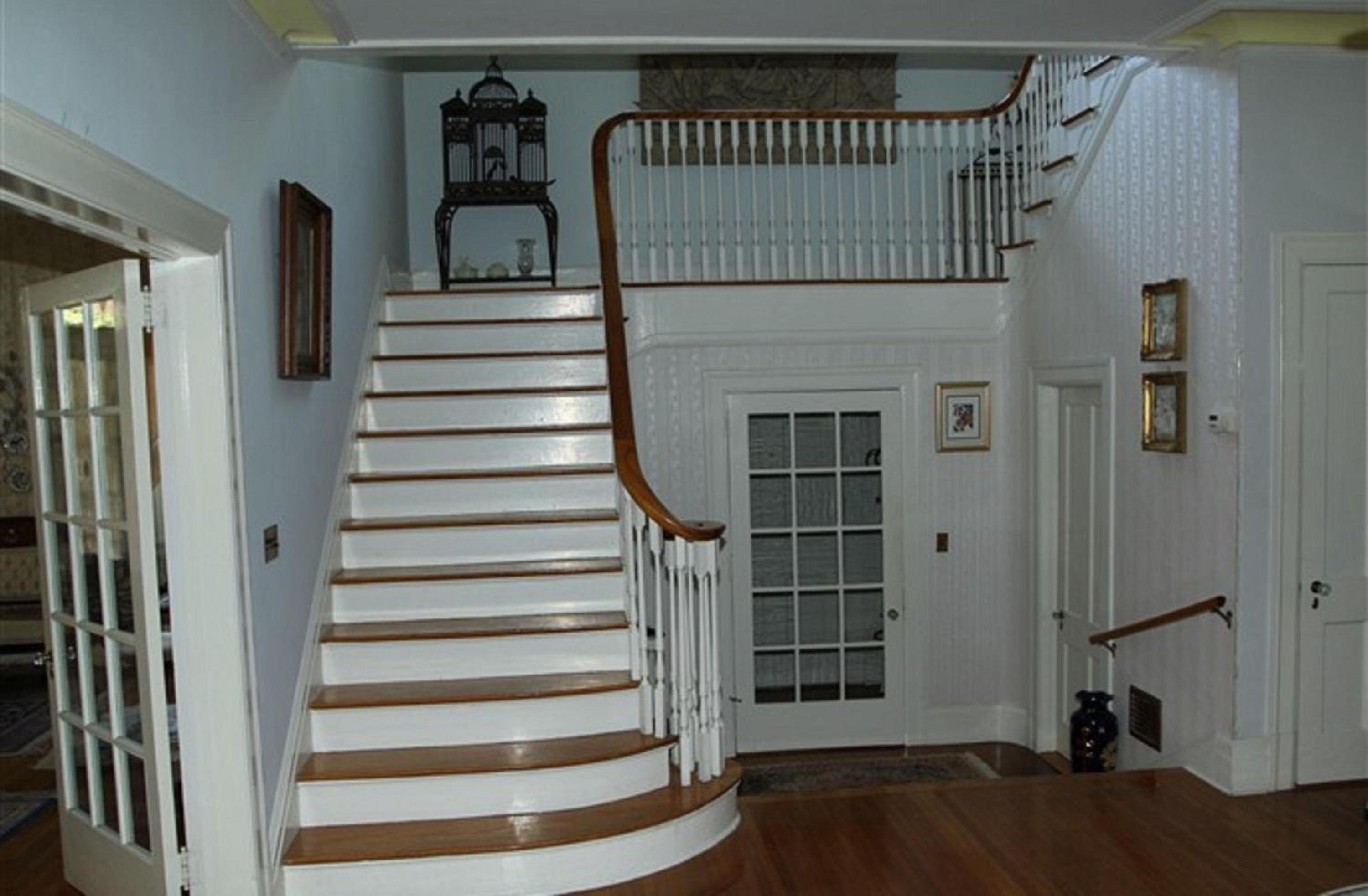 Hotel Angies B&B - Image 1