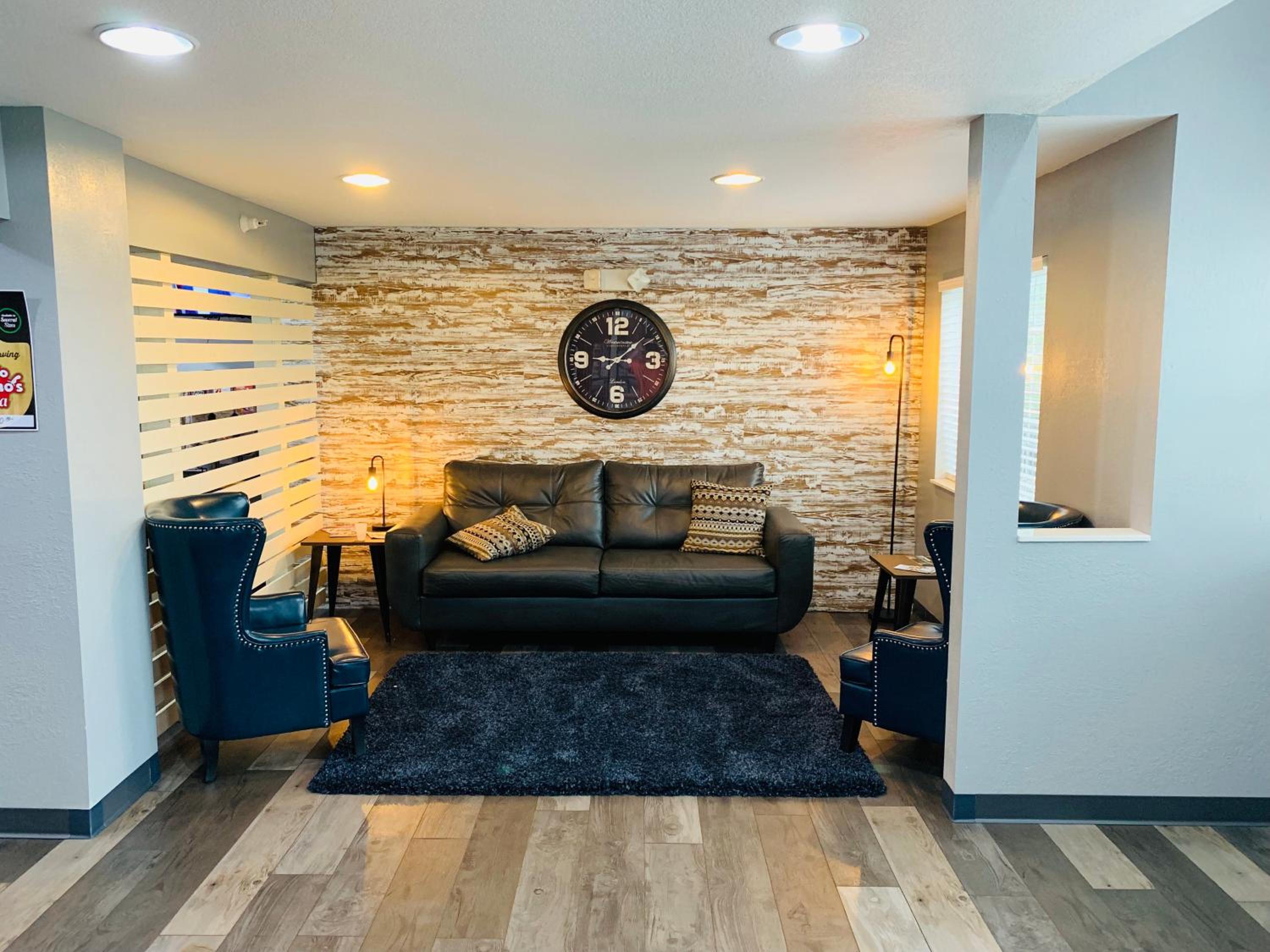 Bloomington Vacations - Ramada by Wyndham Bloomington I-55 and I-74 IL - Property Image 36