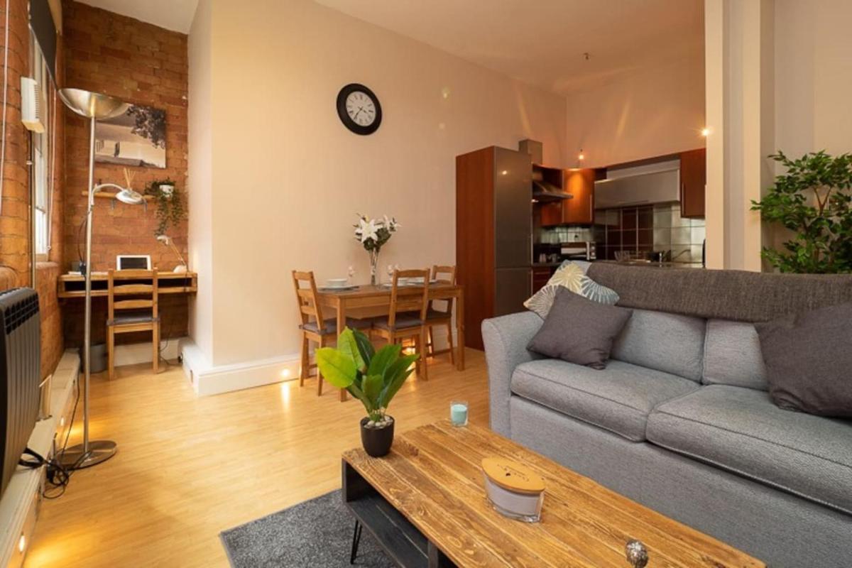 Stylish and comfortable Lace Market Studio Apartment