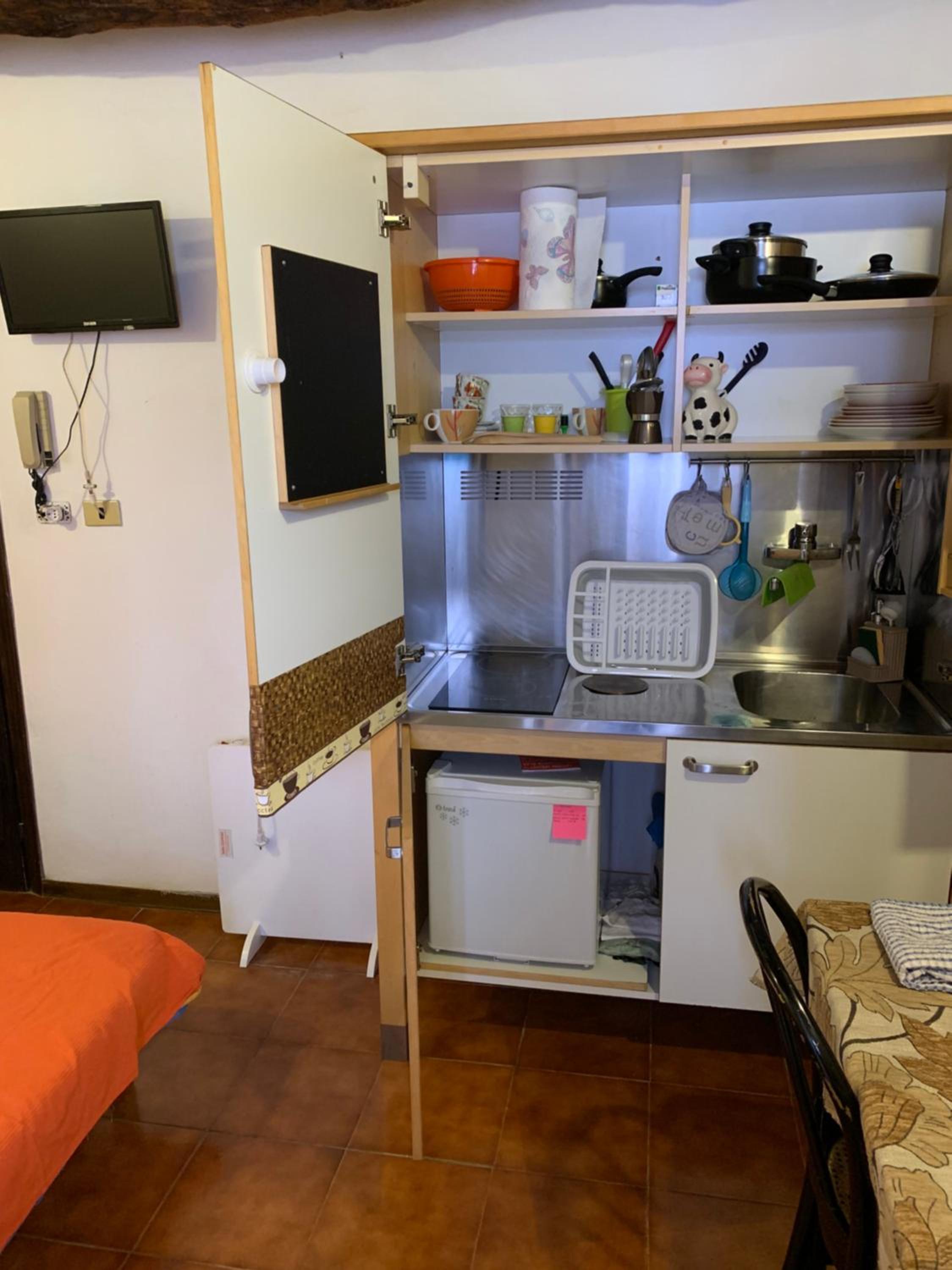 Centro mini monolocale en Poggibonsi — kitchen