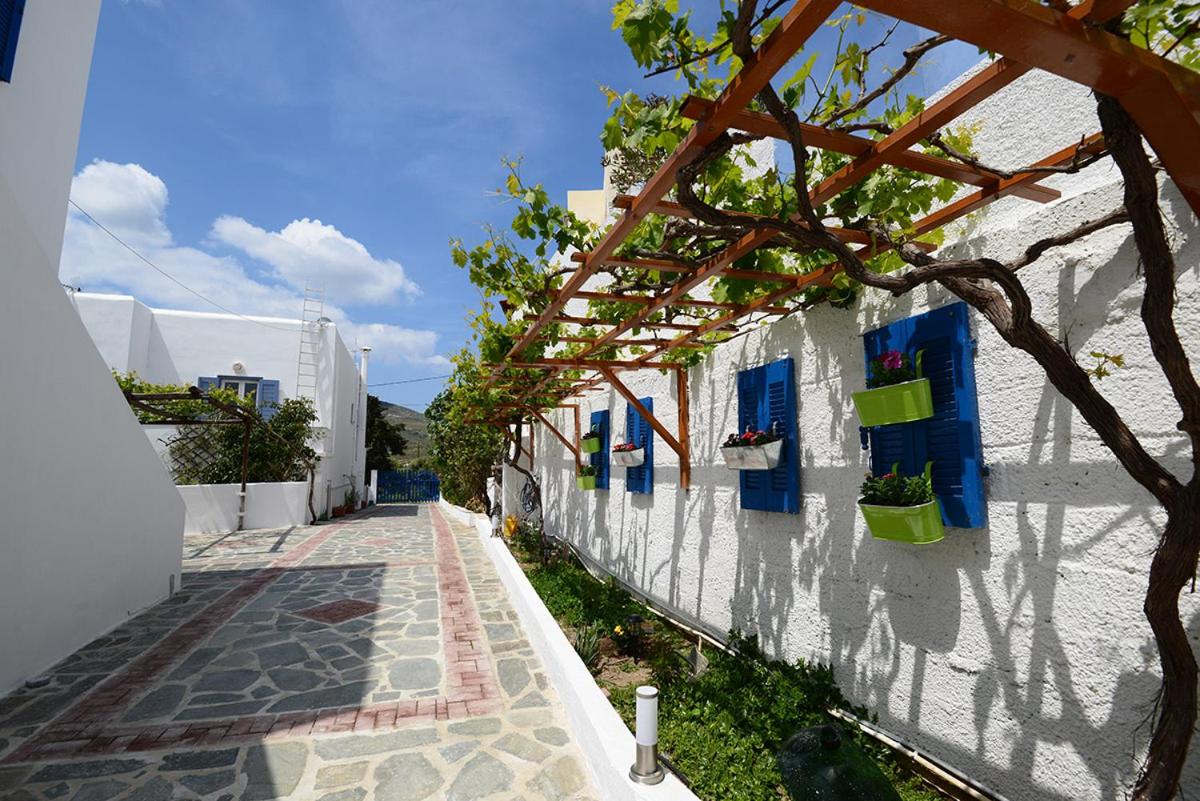 Deck1Syros Premium Apartments