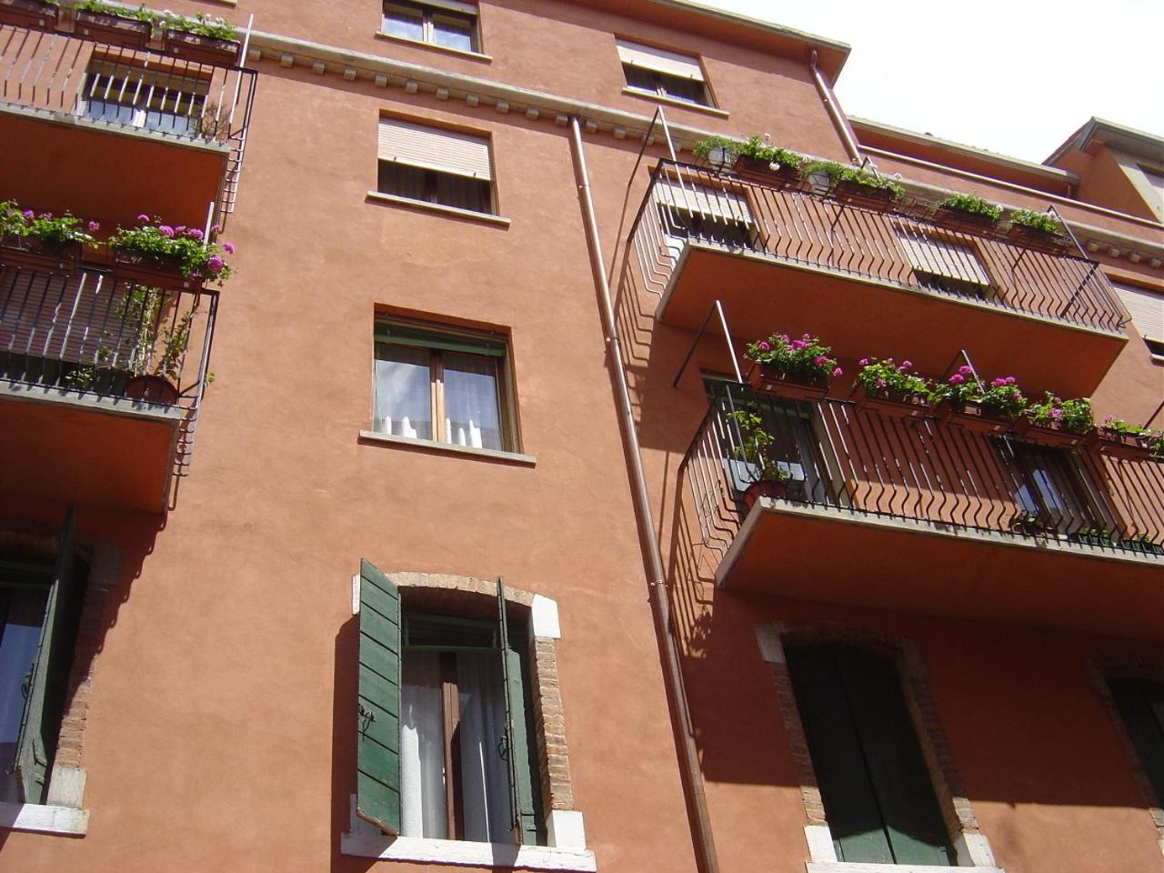 Guesthouse Alloggi Agli Artisti