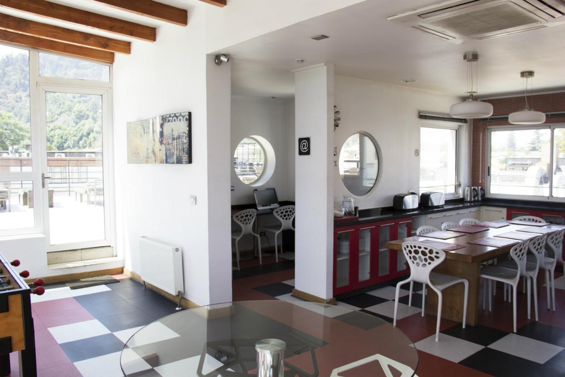 Guanako Rooftop Hostel