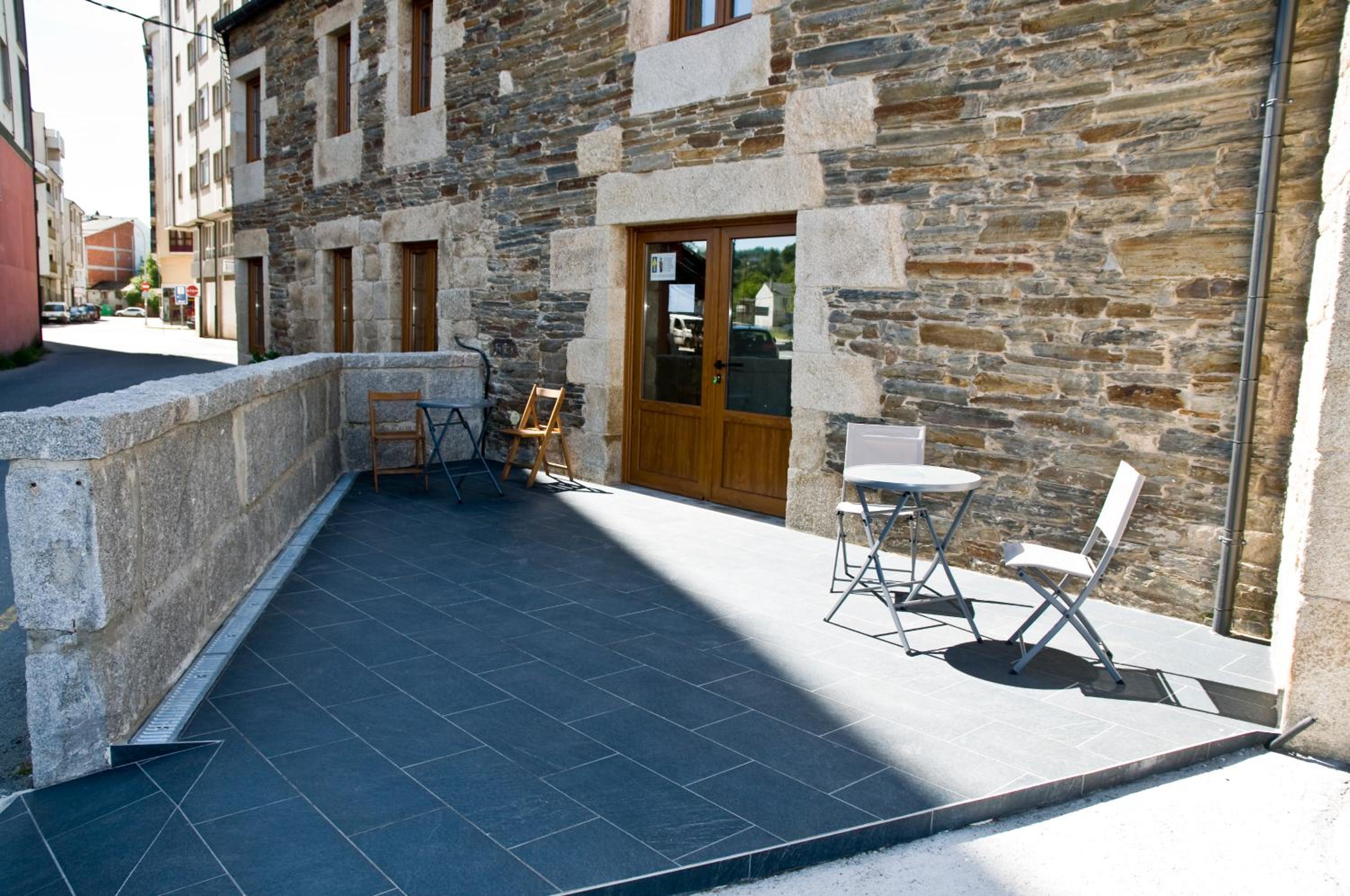 PENSION SERRANO view 3