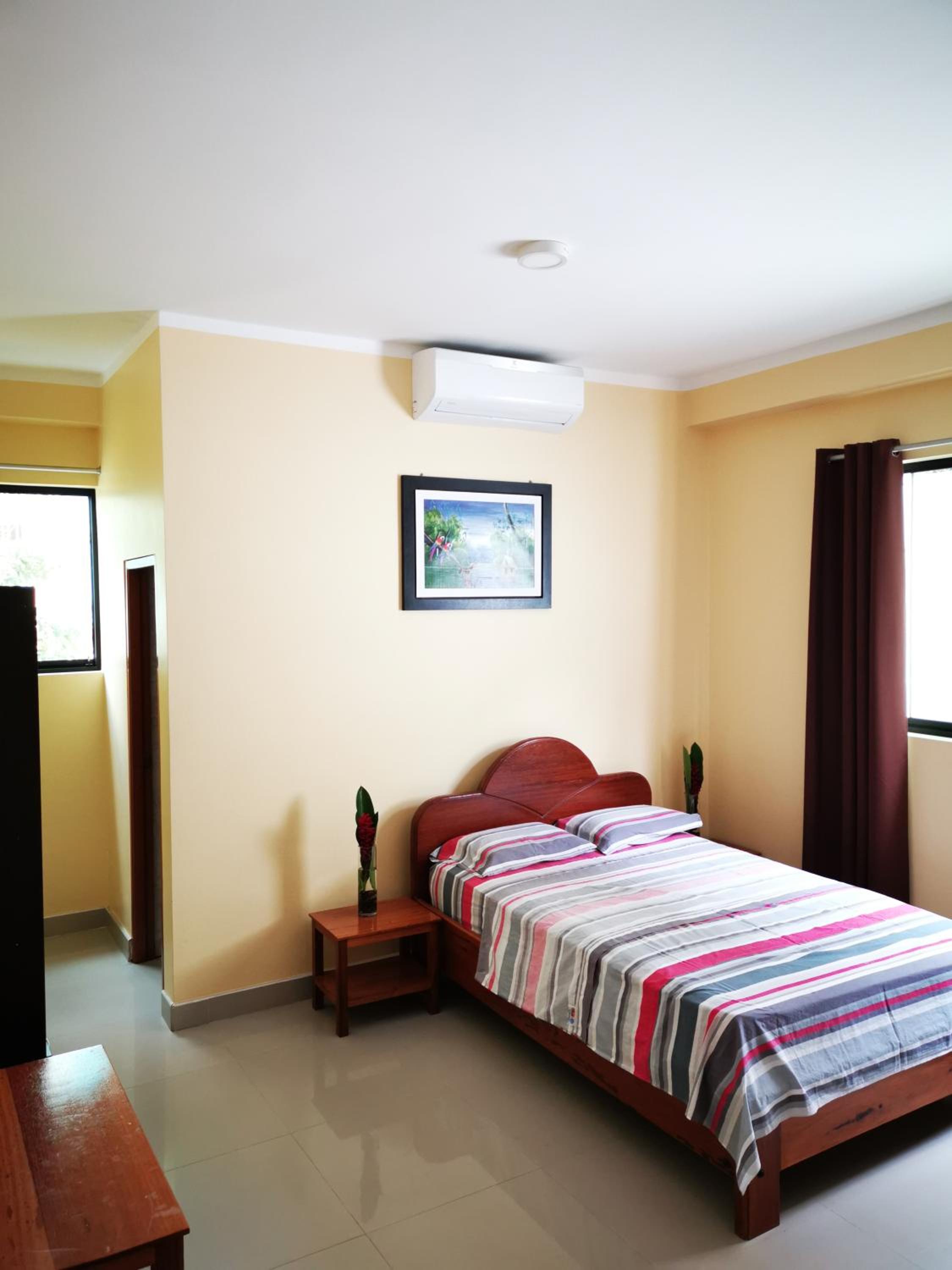 Hostal Cordillera Azul