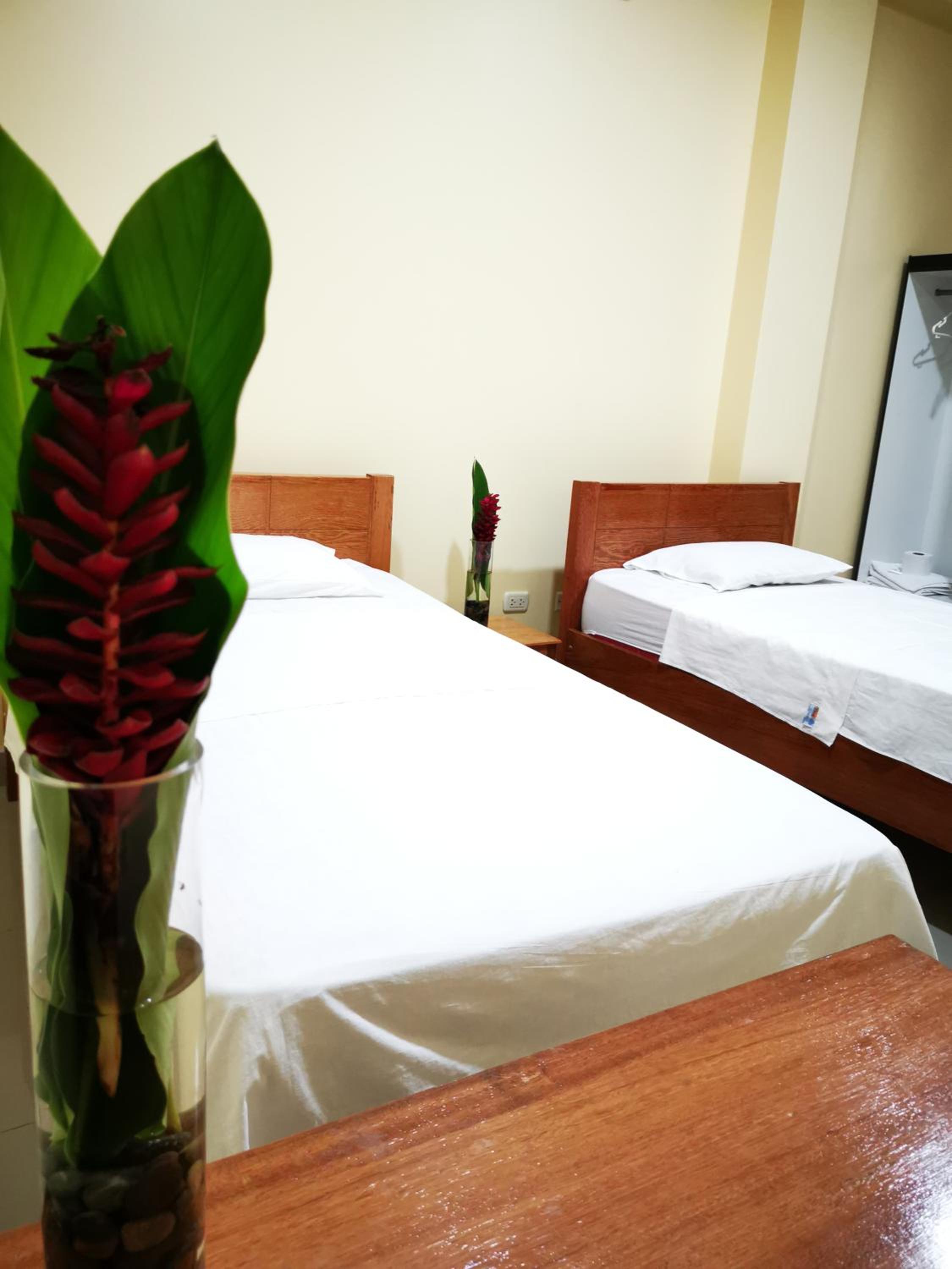 Hostal Cordillera Azul