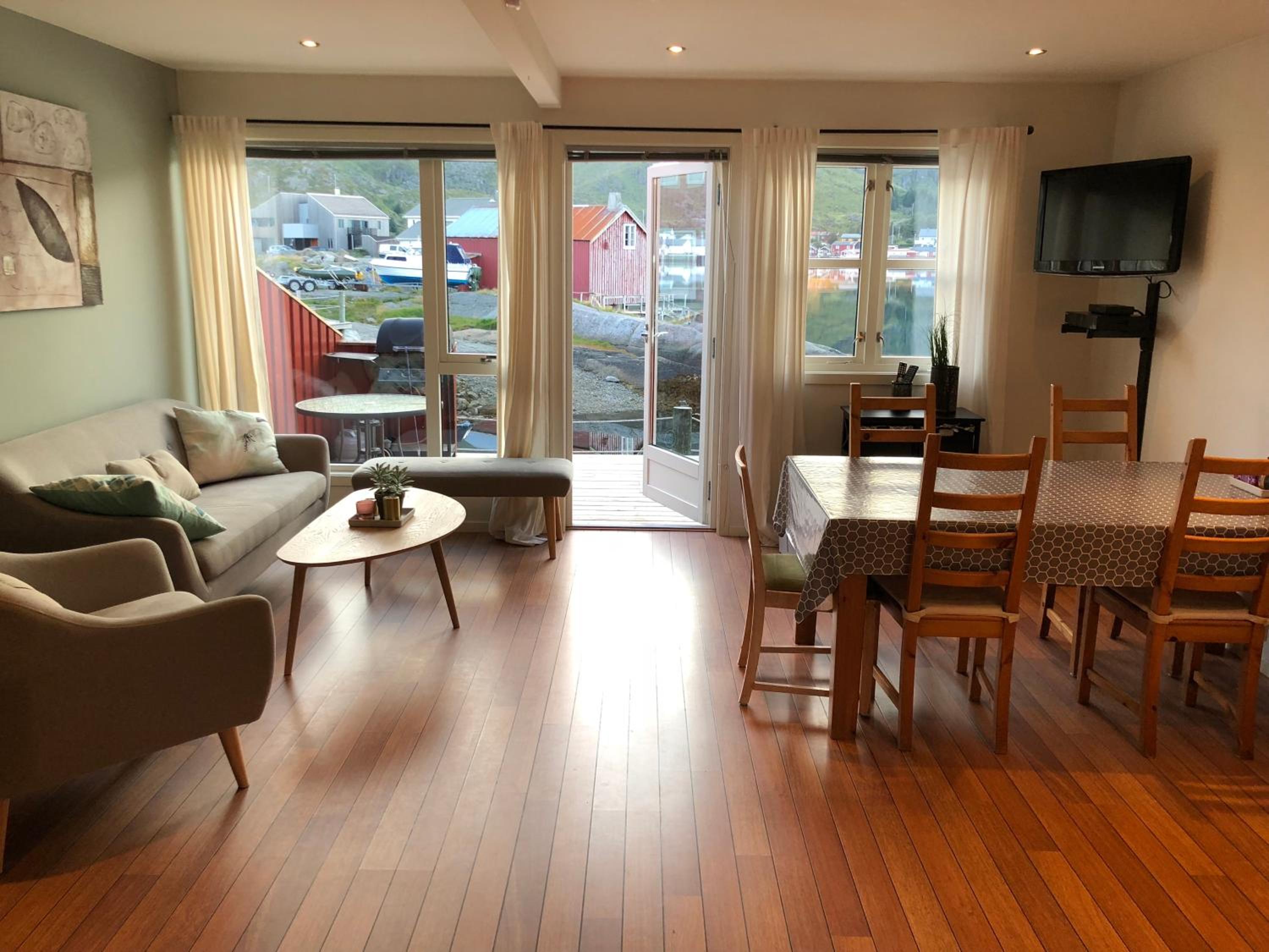 Ballstad Brygge Rorbu