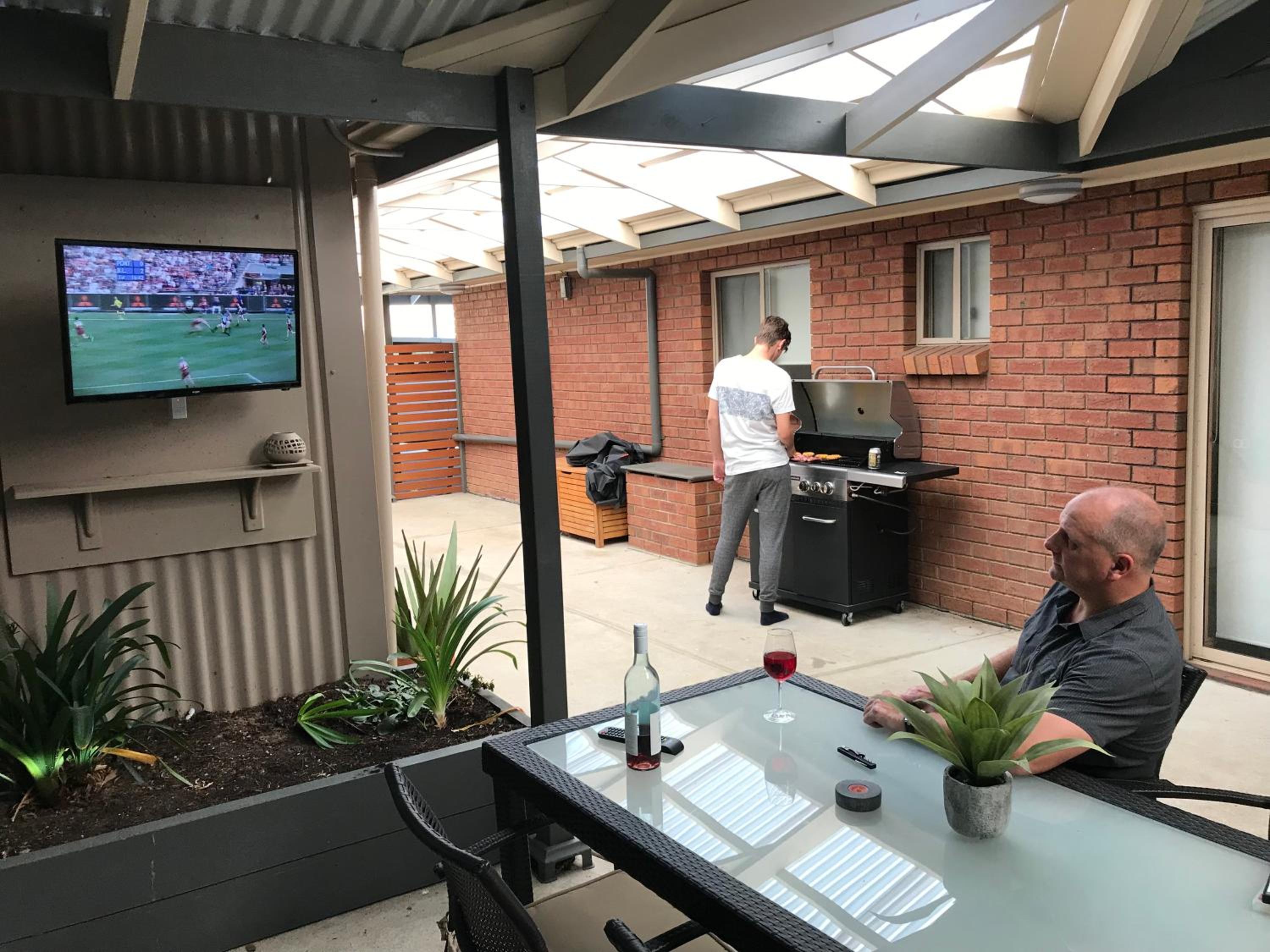 Adelaide Hills Escape