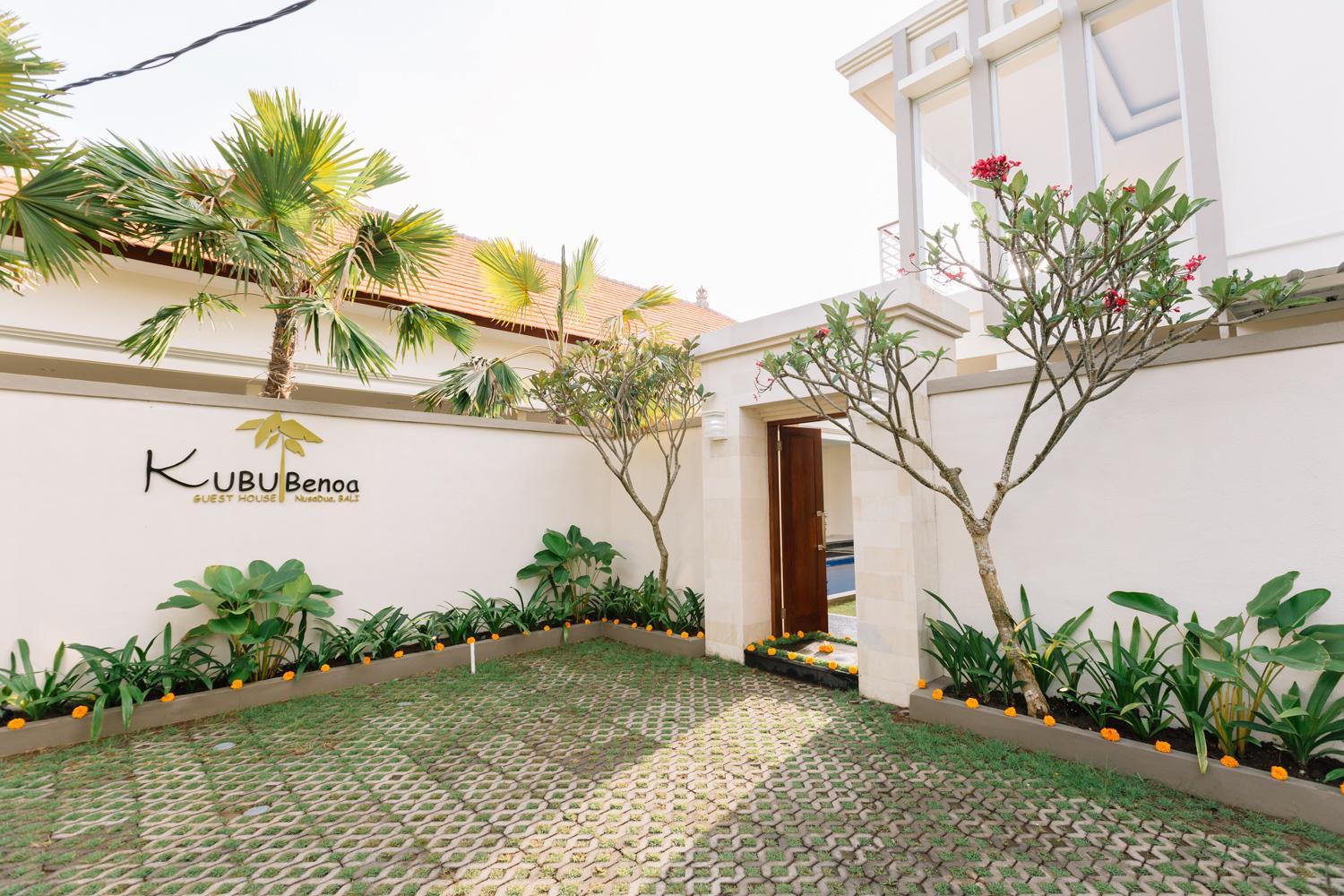 Hotel Kubu Benoa Guest House - Image 1