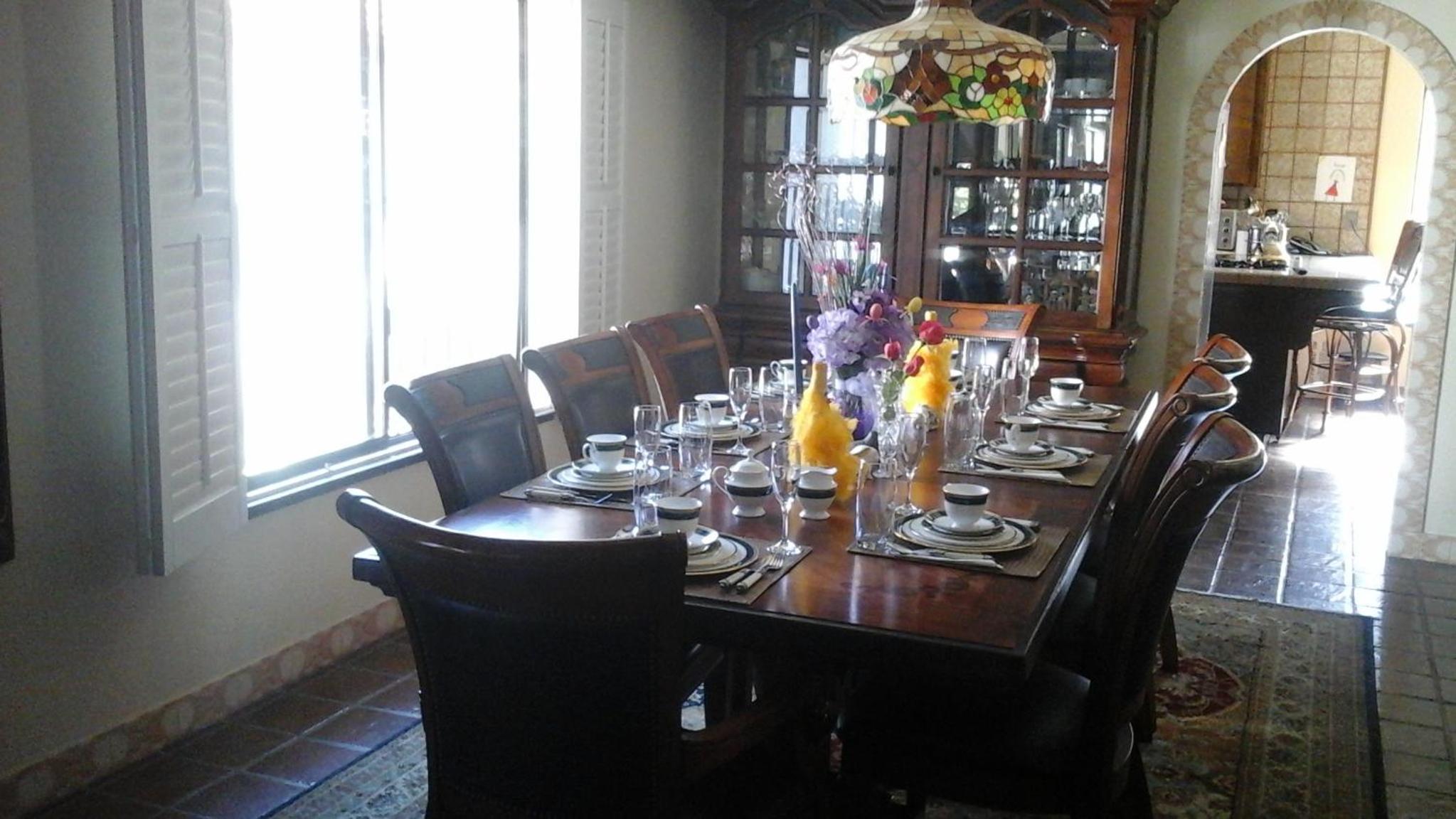 Spanish Villa Inn view 3
