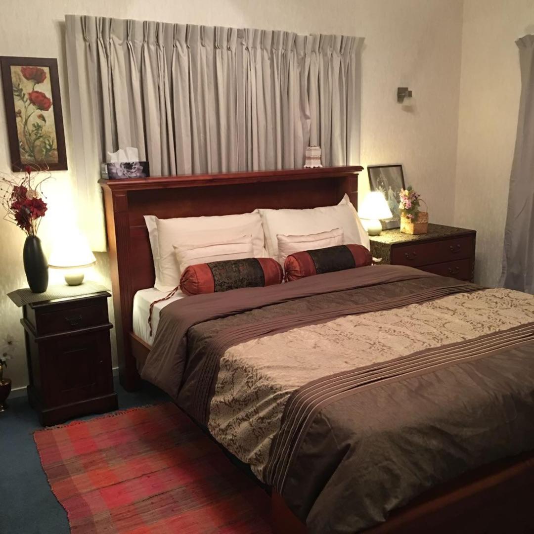 A Cozy Room with It's Own Privacy view 3