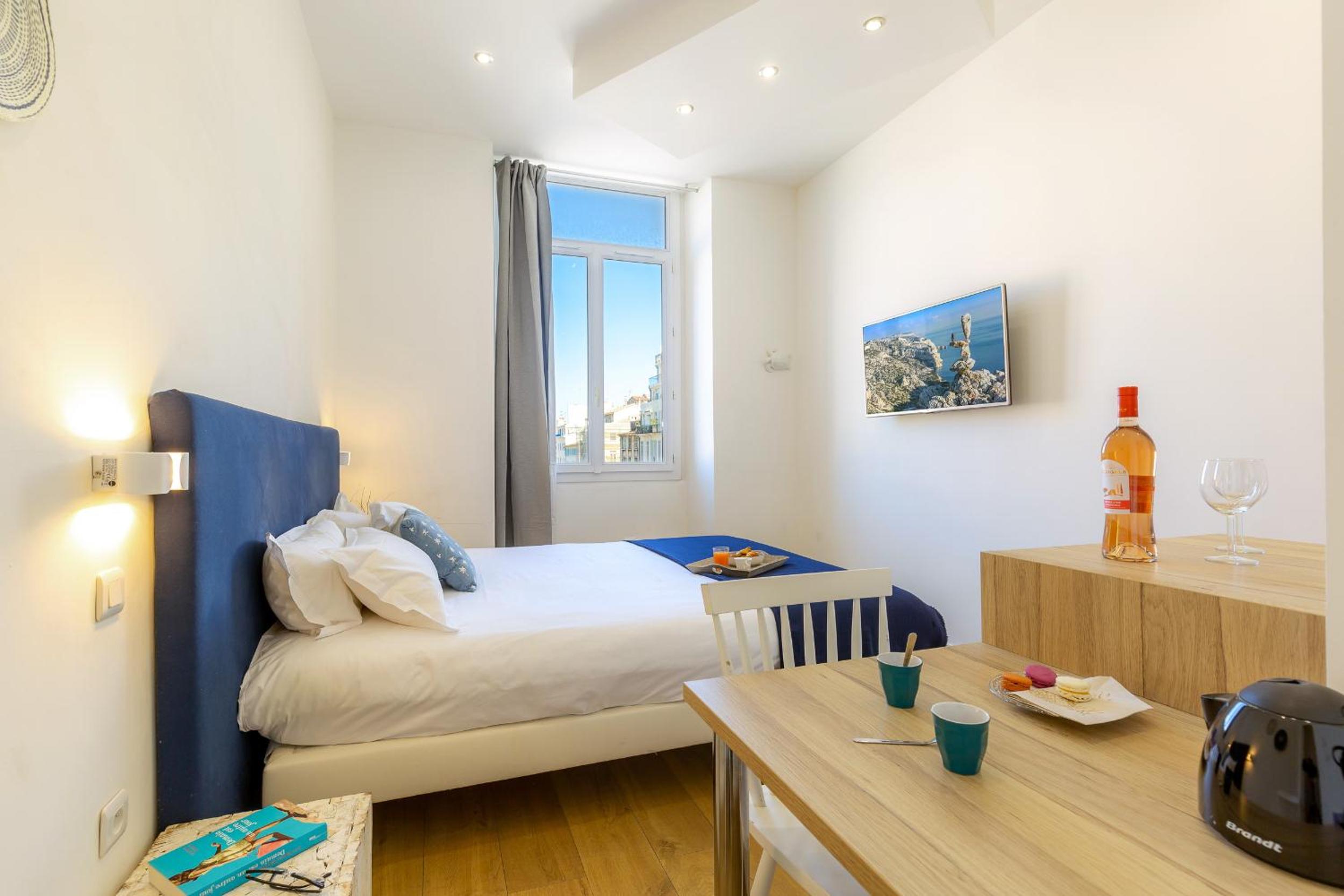 Breteuil – Apartment at the Old Port