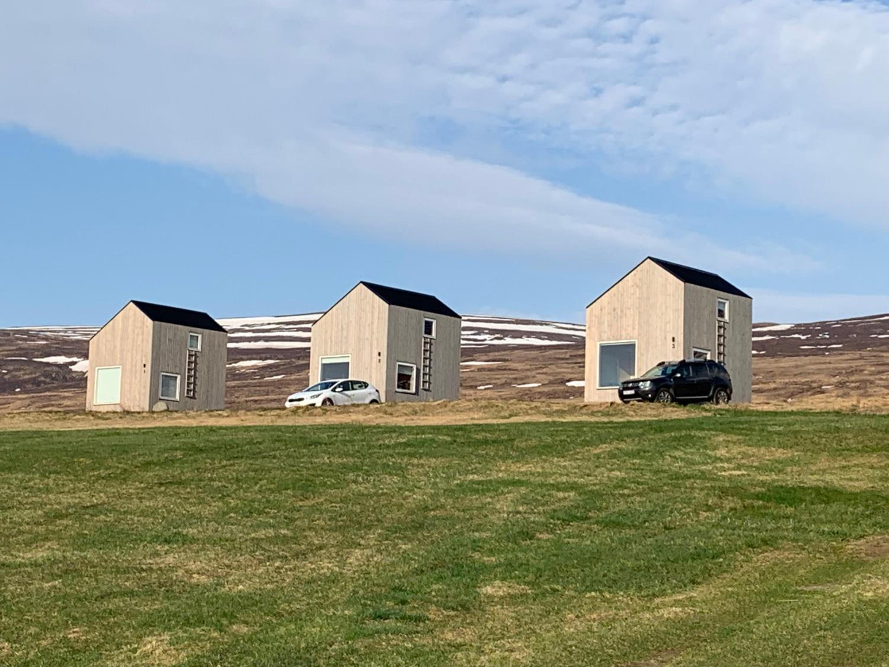 Hotel Sunnuhlid houses - Image 1