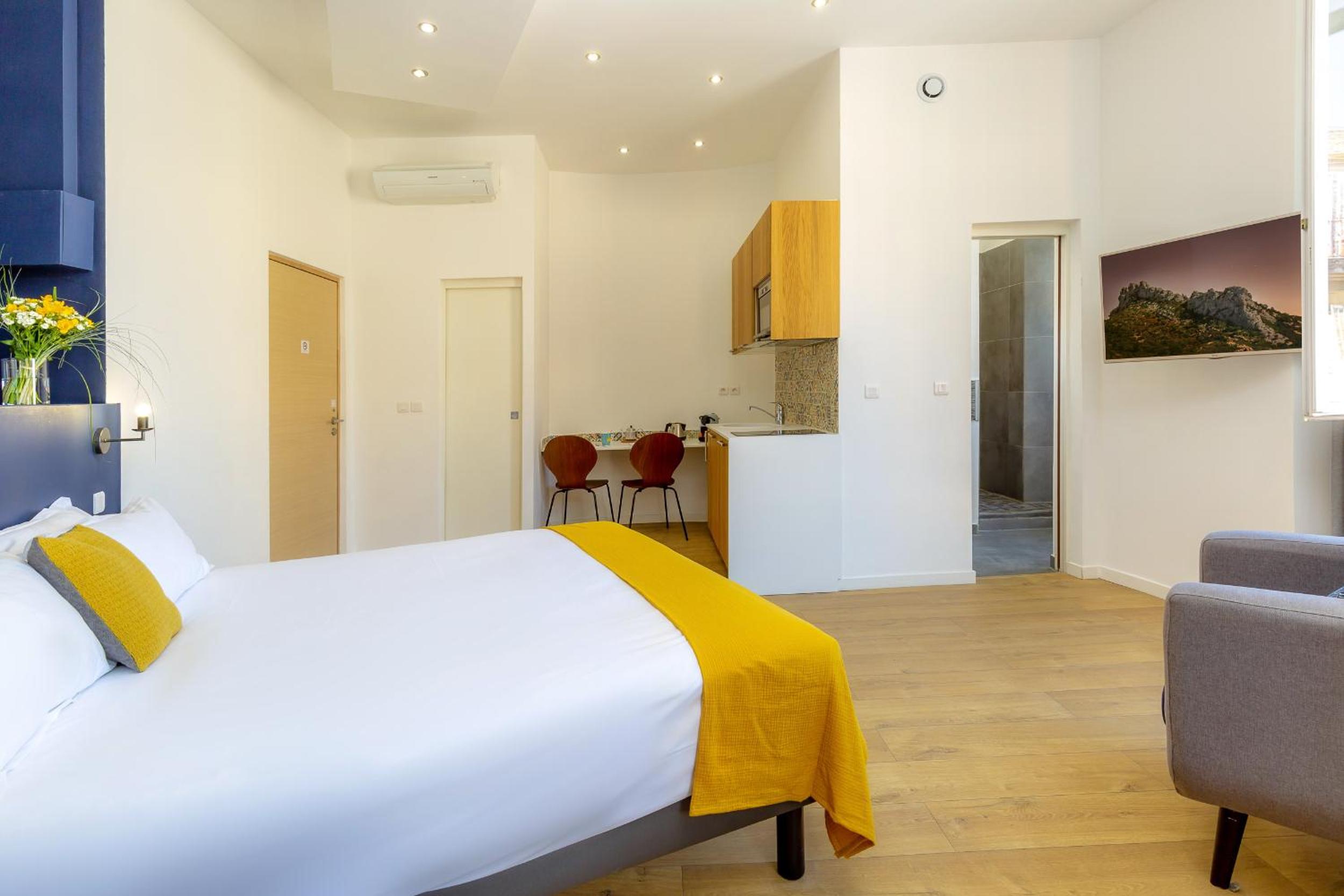 Breteuil – Apartment at the Old Port