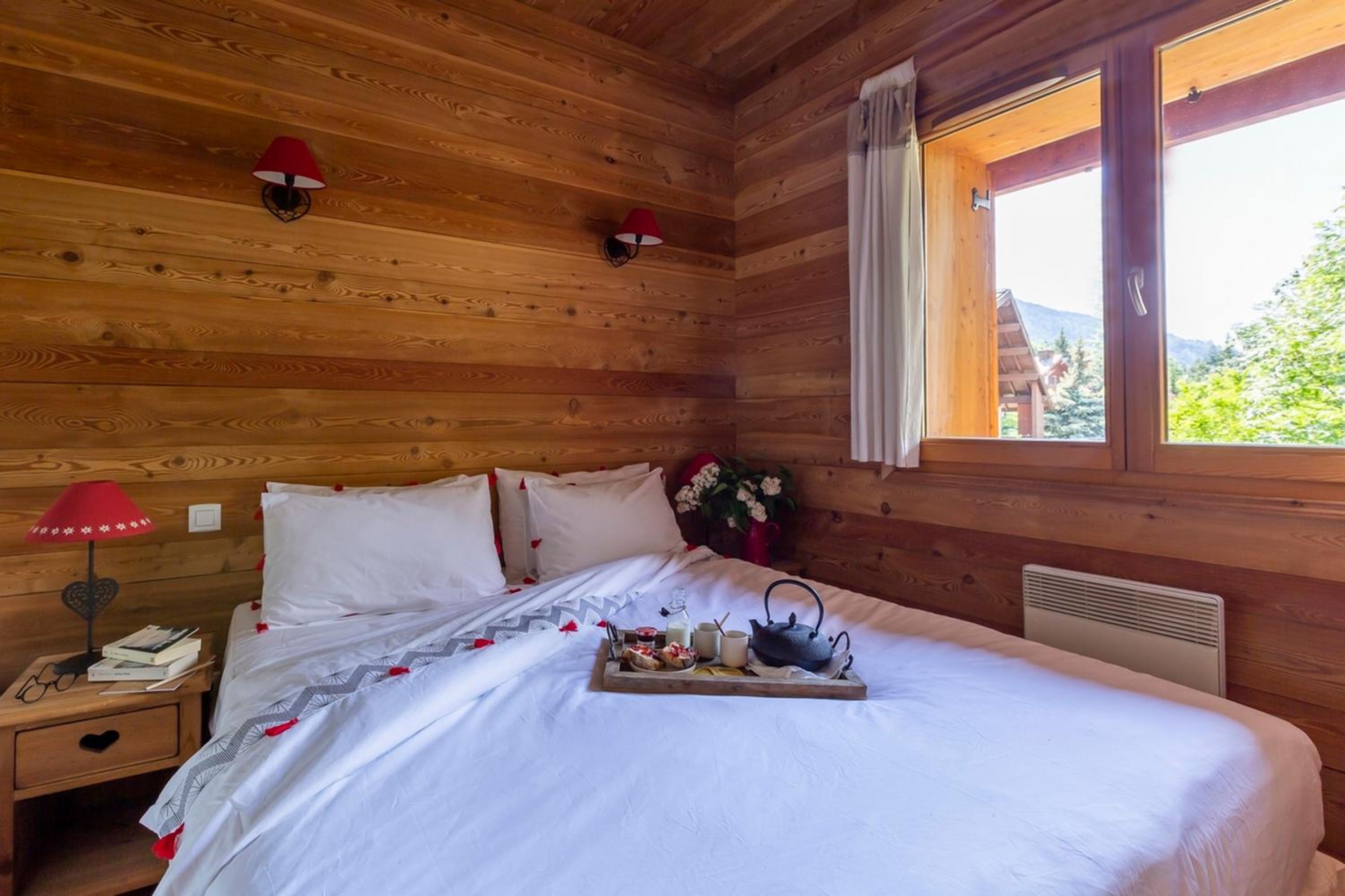 La Cabane de Serre-Chevalier, dans un esprit chalet, commune de Le Monêtier-les-Bains view 3