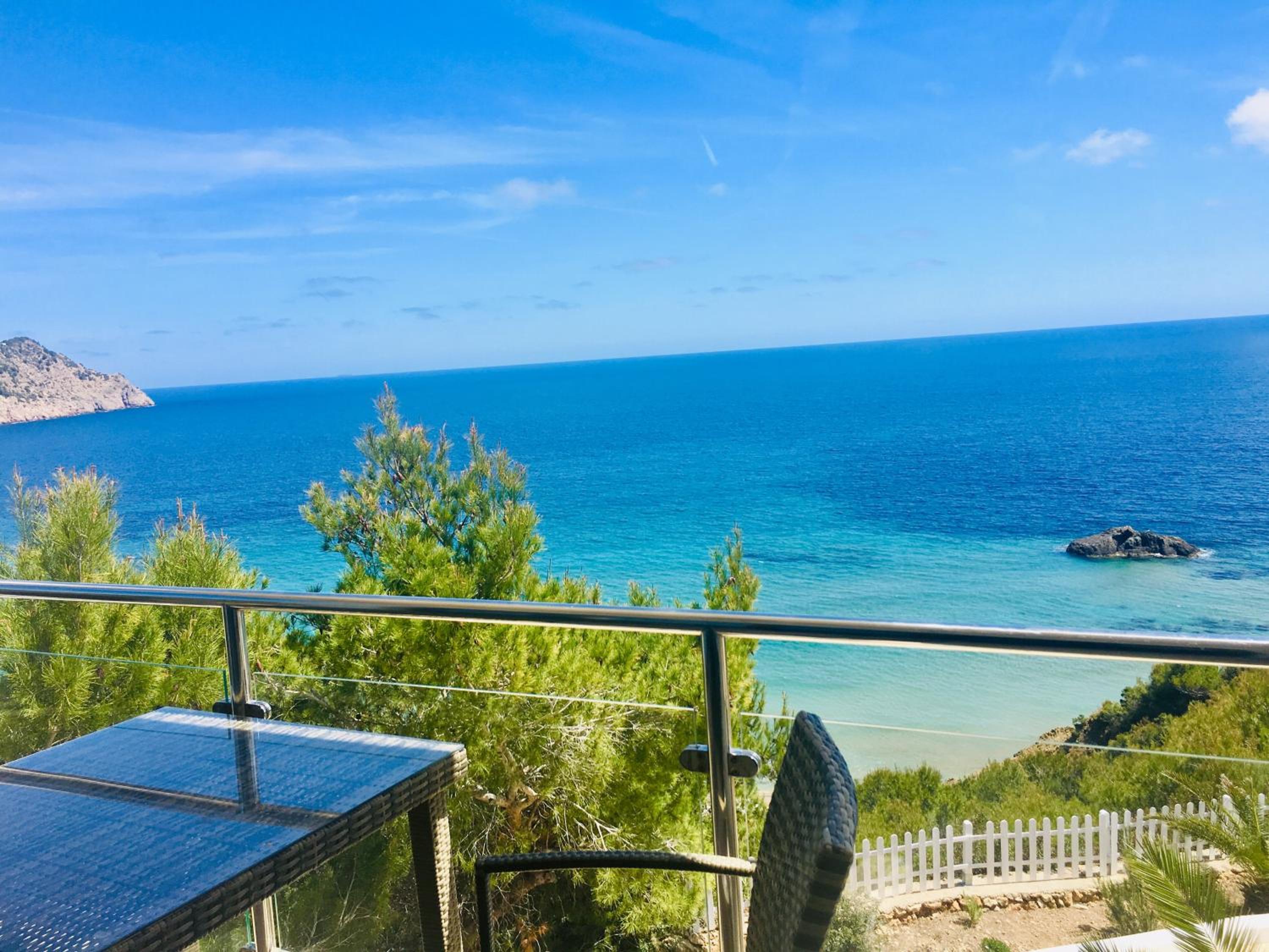 Hotel Apartamentos Aguas Blancas - Image 1