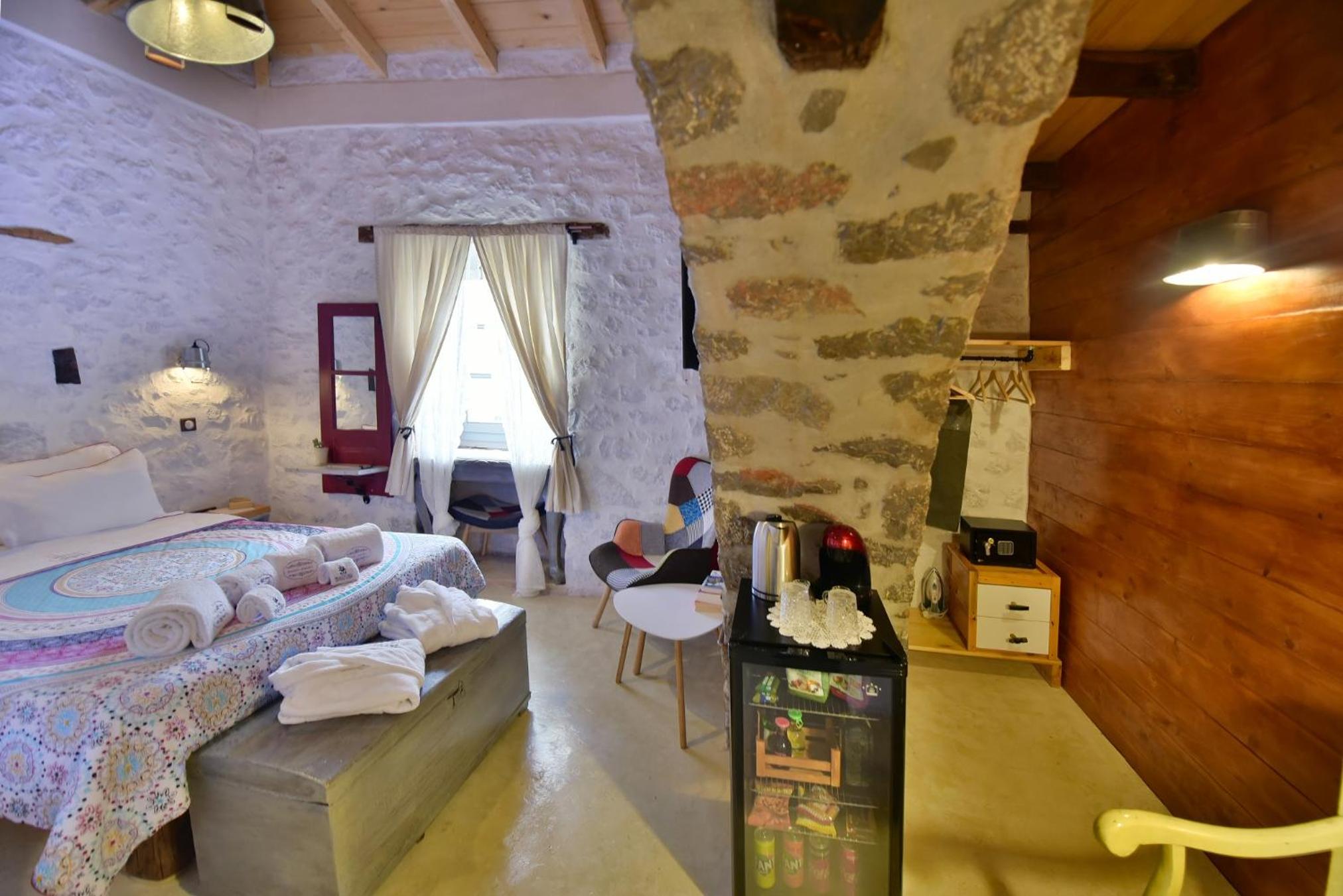 Mastoris Mansion