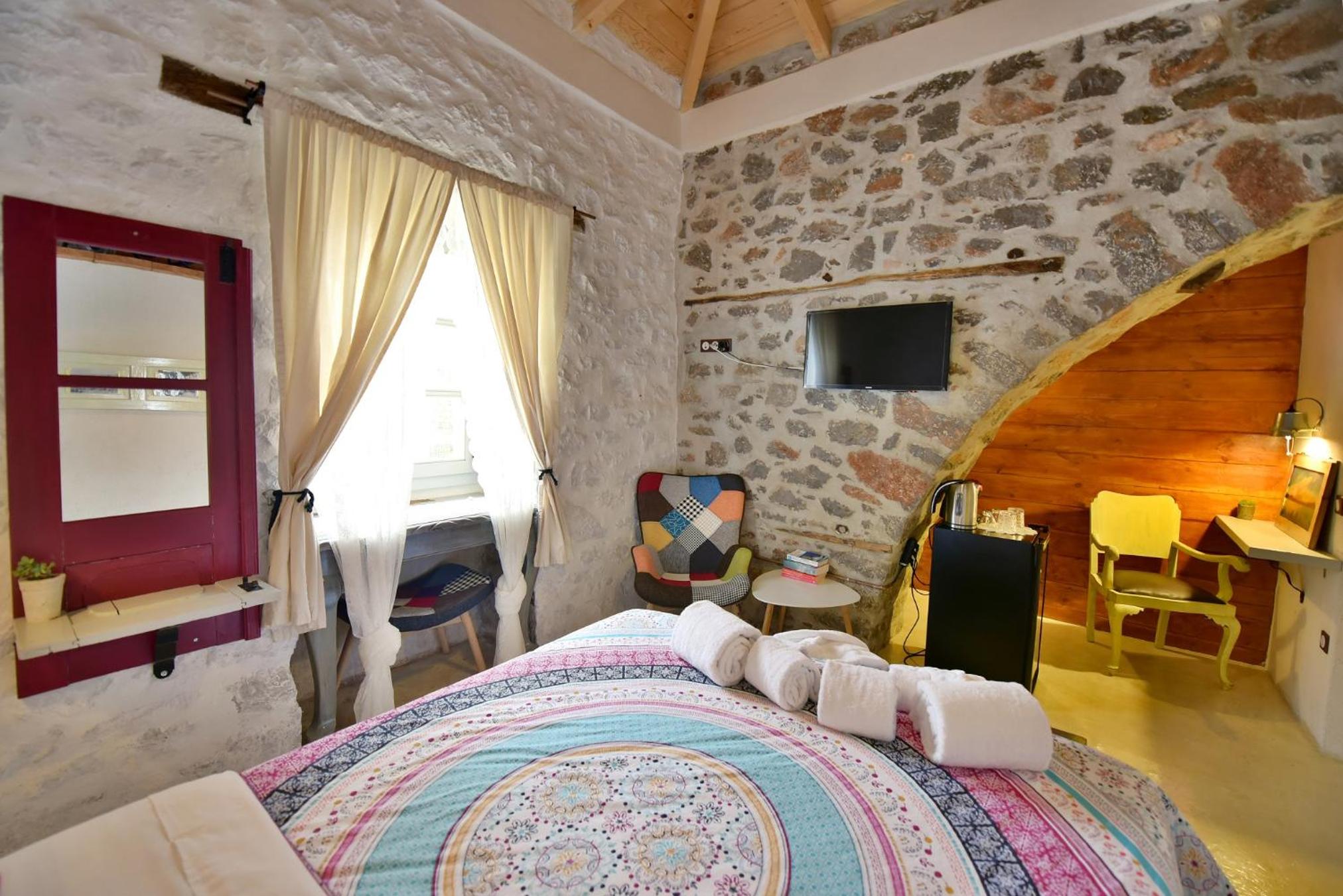 Mastoris Mansion